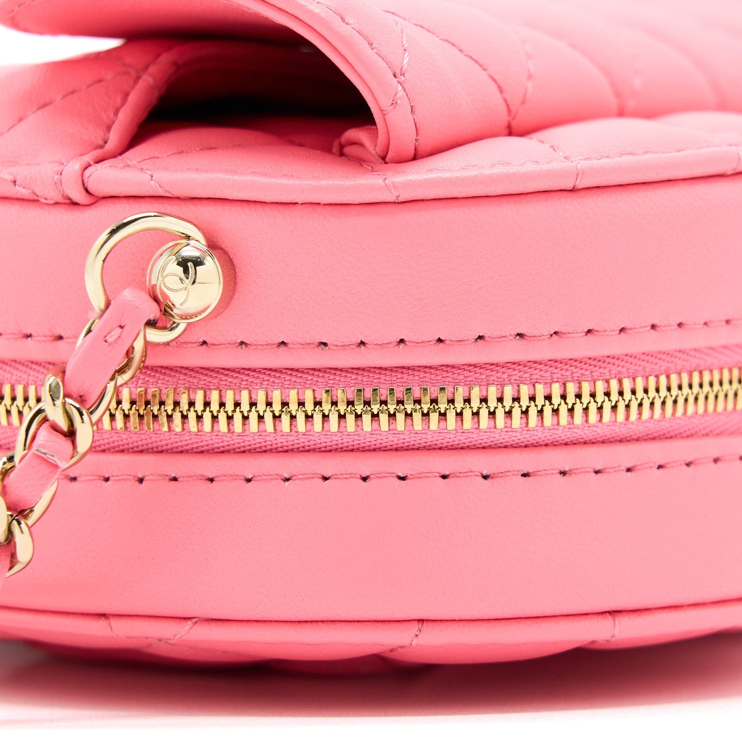 Chanel 22S Heart Bag Lambskin Pink L (Microchip)