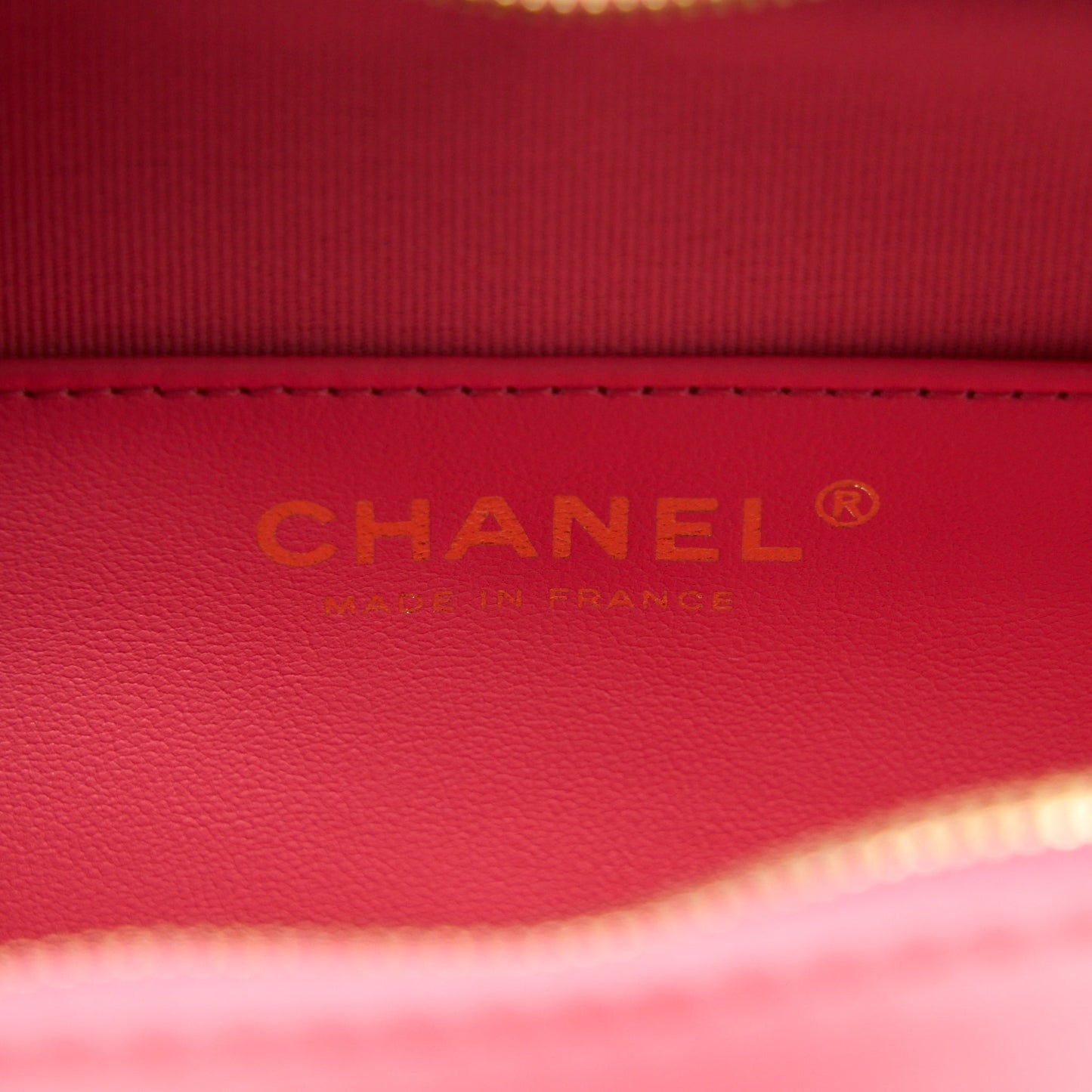 Chanel 22S Heart Bag Lambskin Pink L (Microchip)