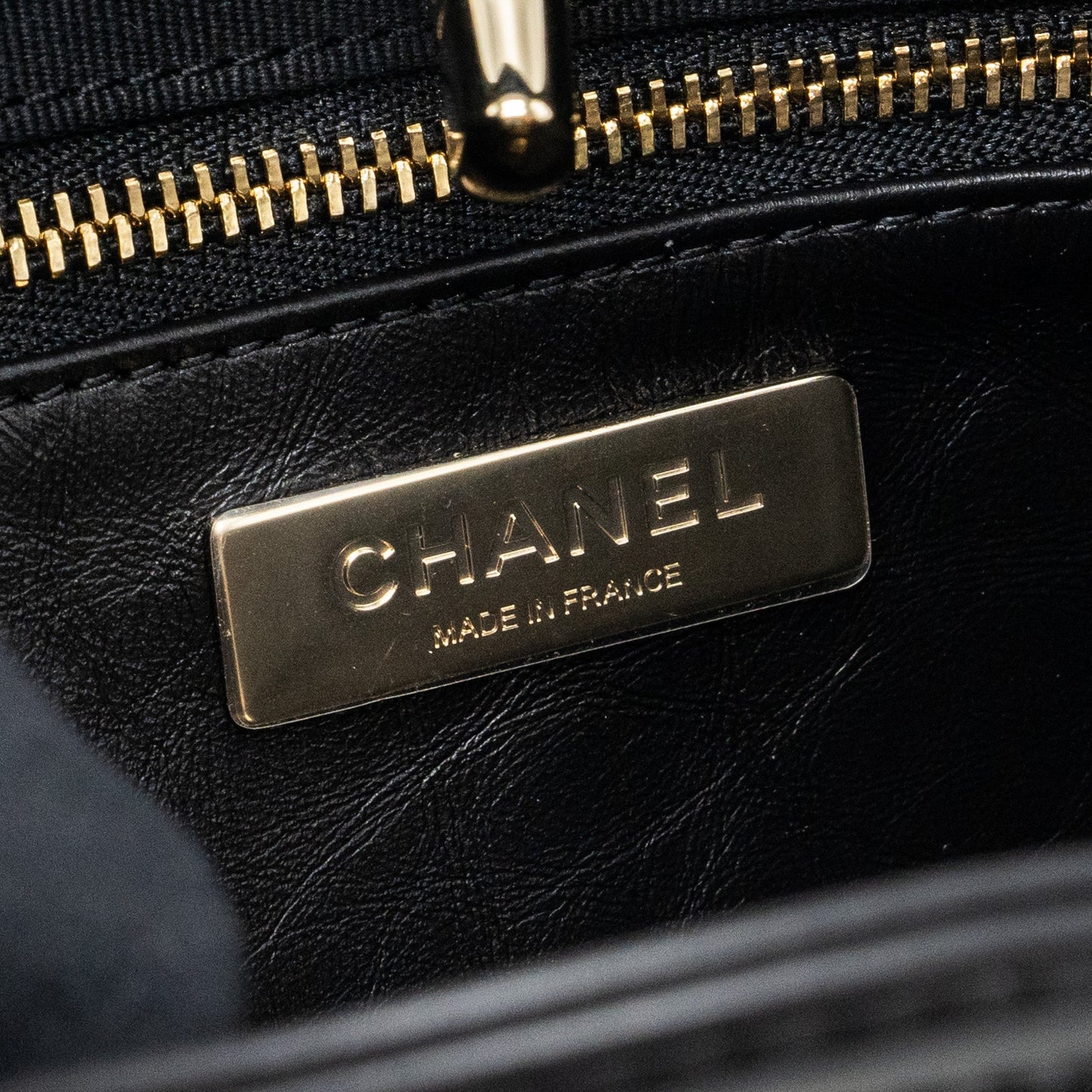 Chanel 23A Mini 31 Bag Calfskin Black L(Microchip)