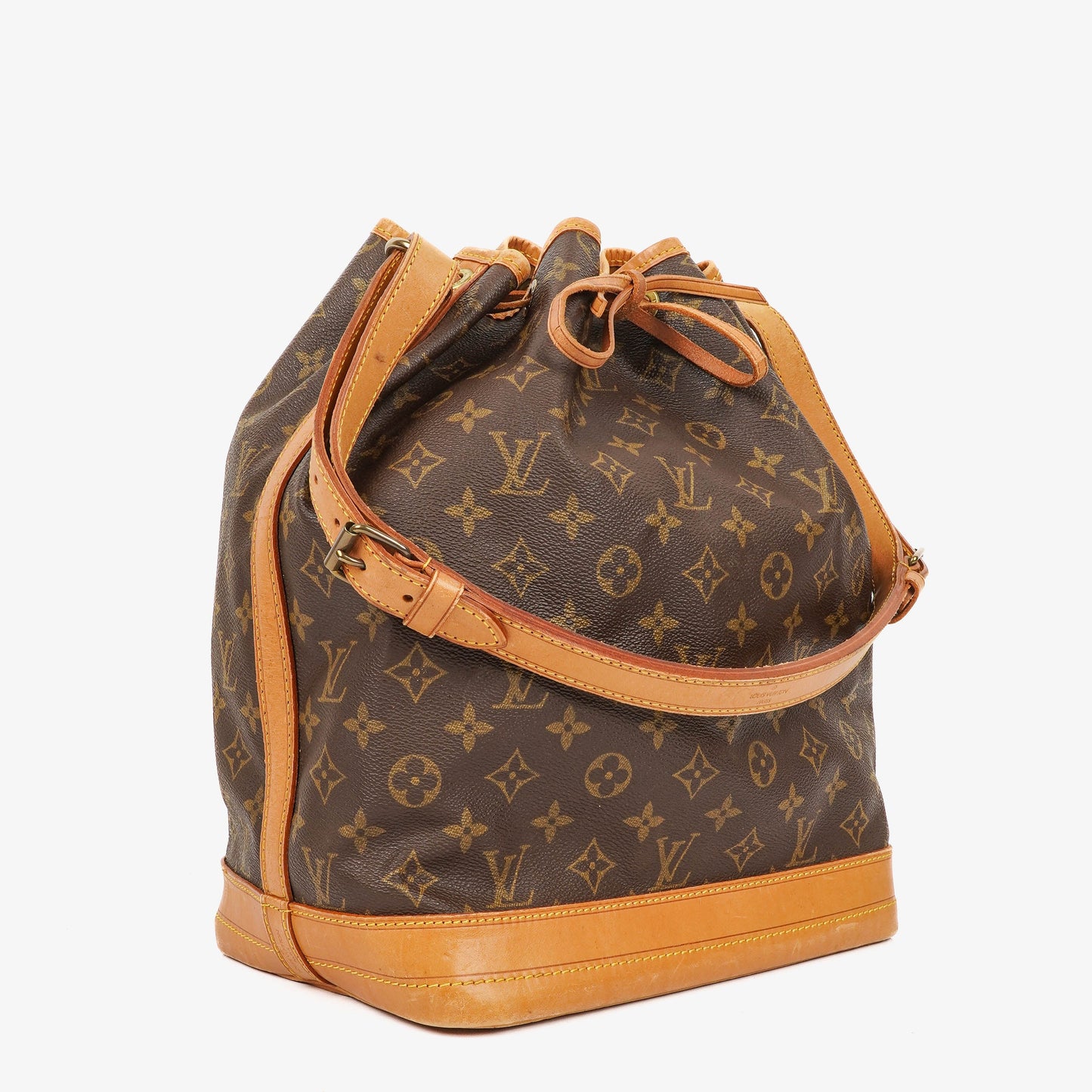 Louis Vuitton Noe Grande GM Monogram Canvas Shoulder Bag