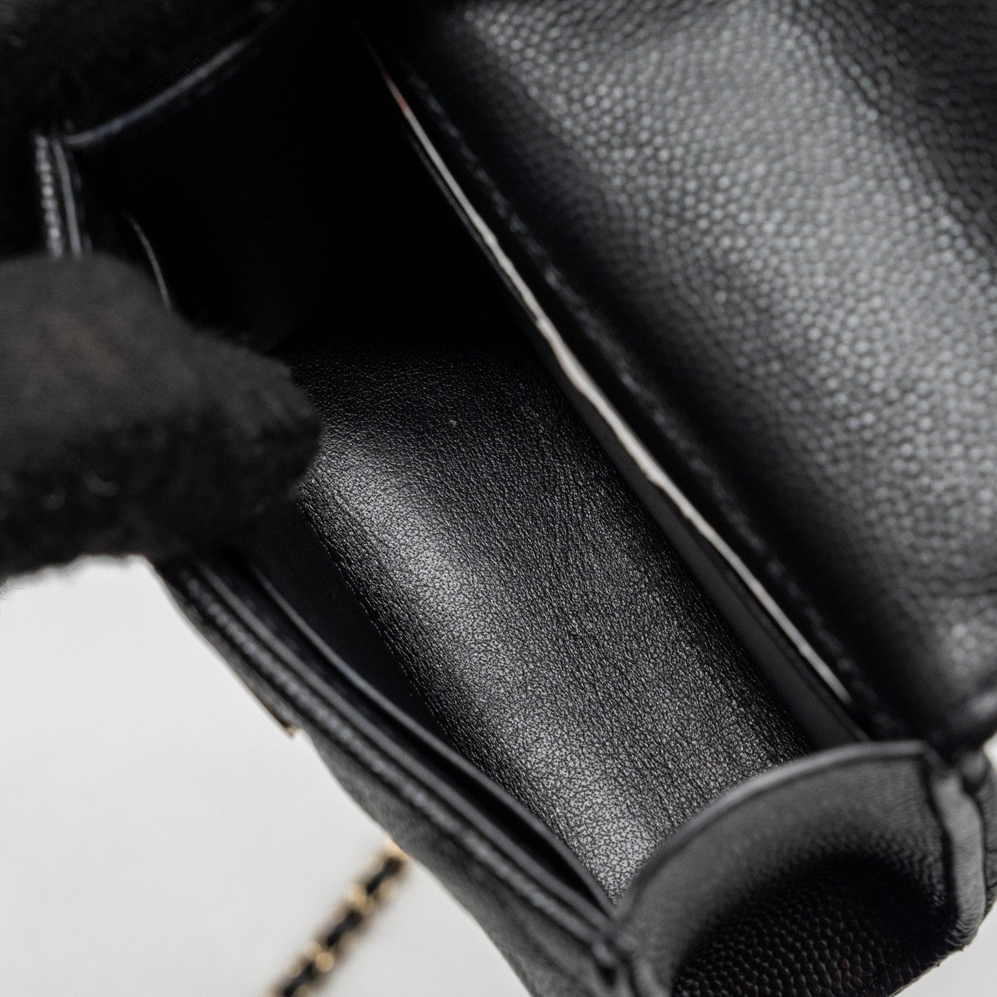 Chanel Top Handle Mini Flap Bag Caviar Black L (Microchip)