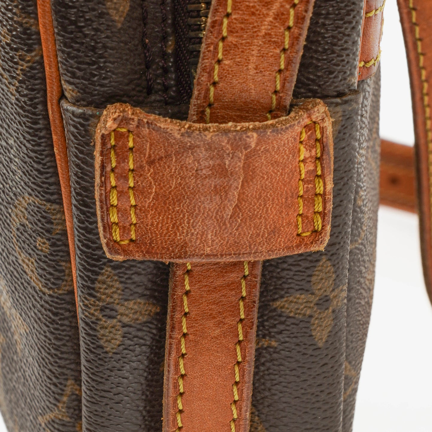 Louis Vuitton Jeune Fille MM Shoulder Bag