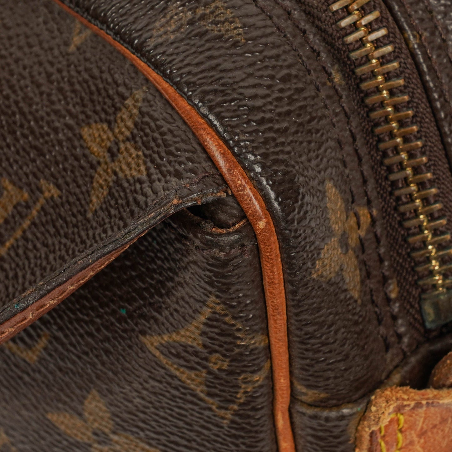 Louis Vuitton Jeune Fille MM Shoulder Bag