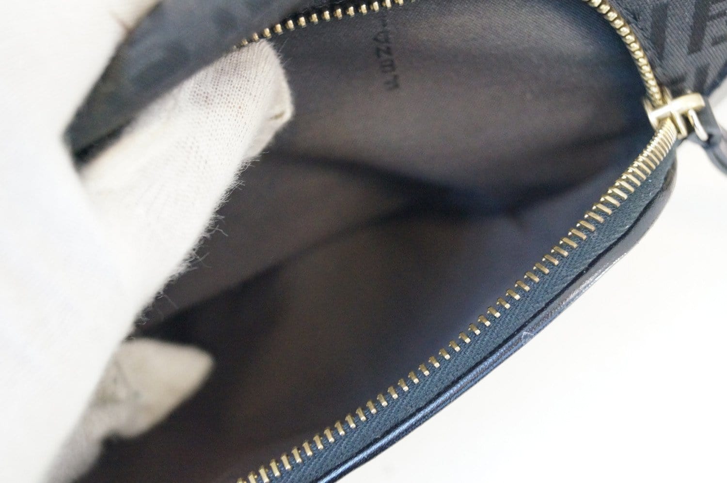 Fendi Shoulder Bag - Ewore Bags