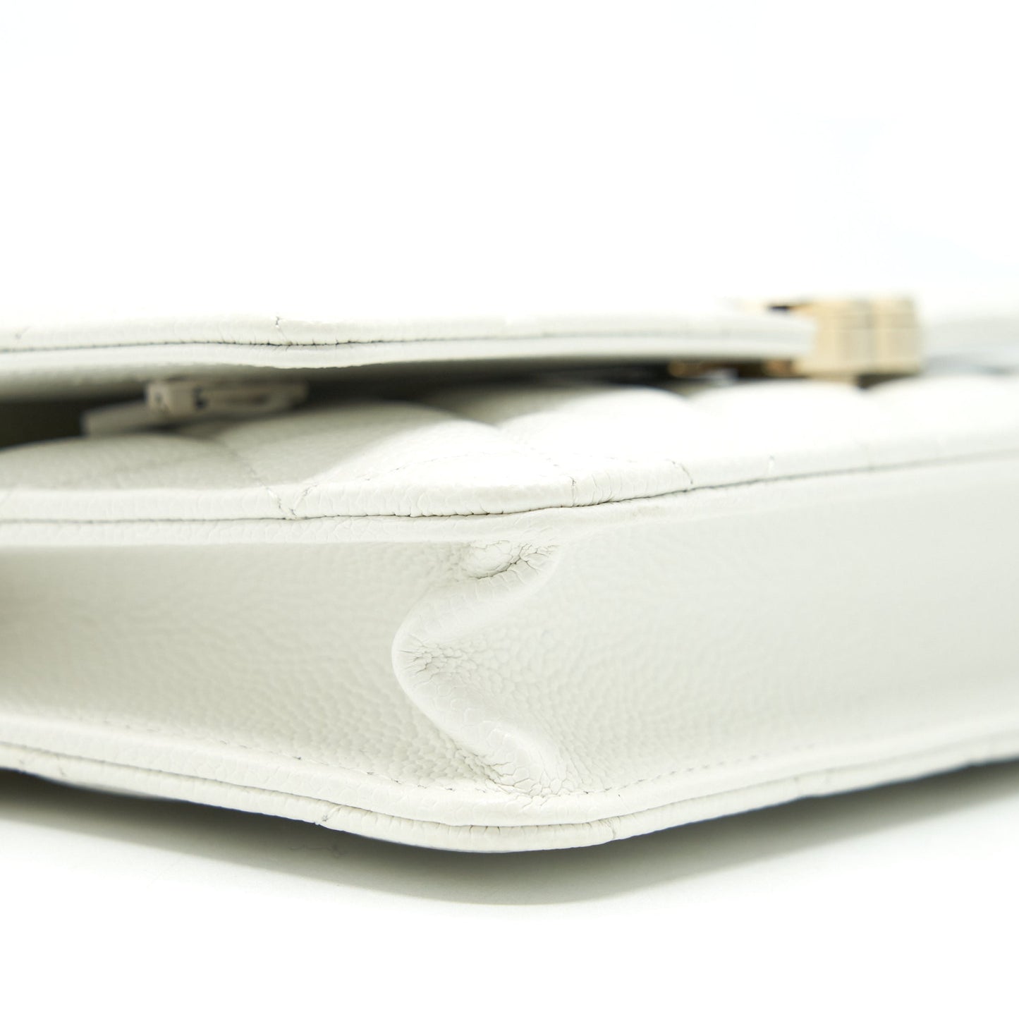Chanel 21C Wallet On Chain Limit Edition Caviar White L