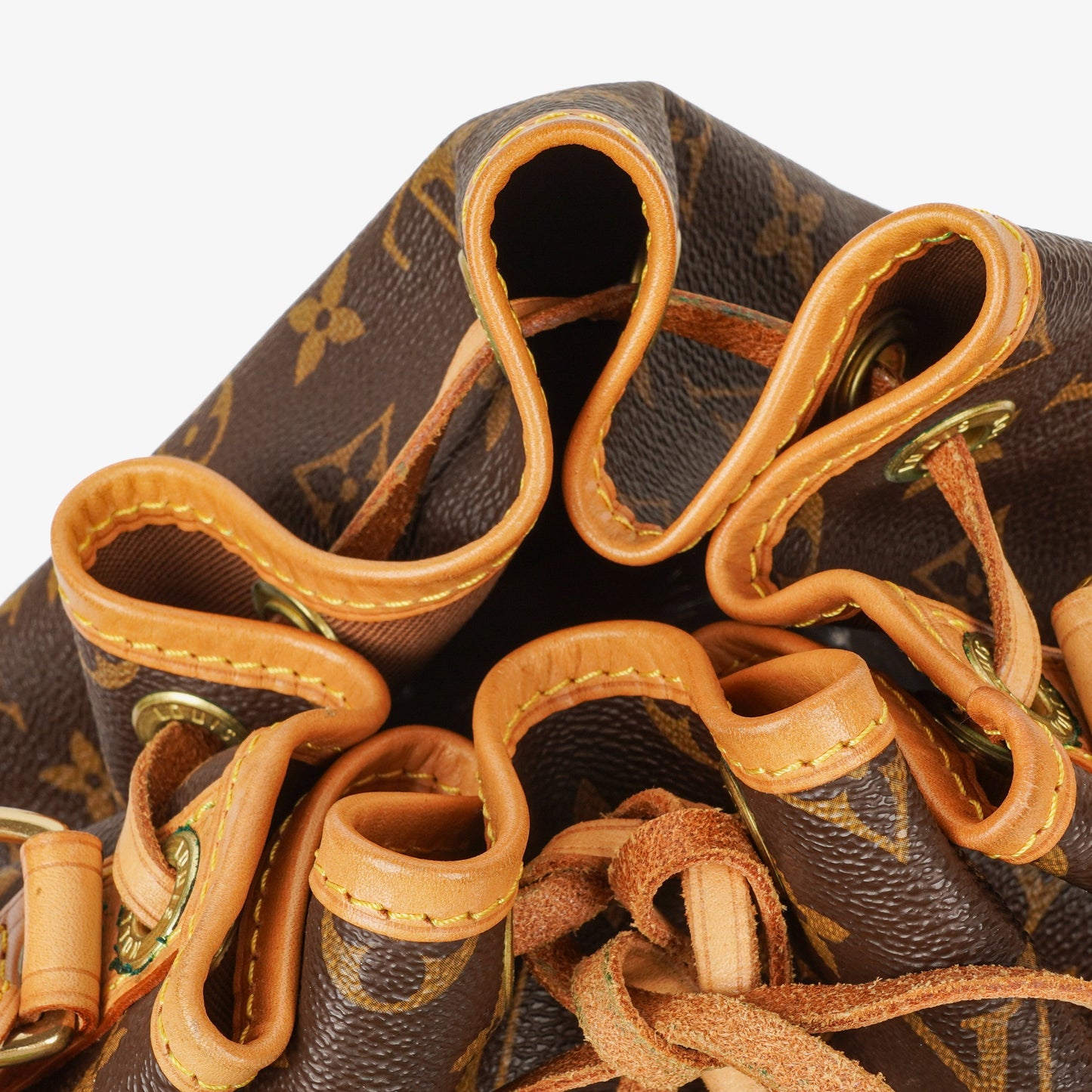Louis Vuitton Noe Grande GM Monogram Canvas Shoulder Bag