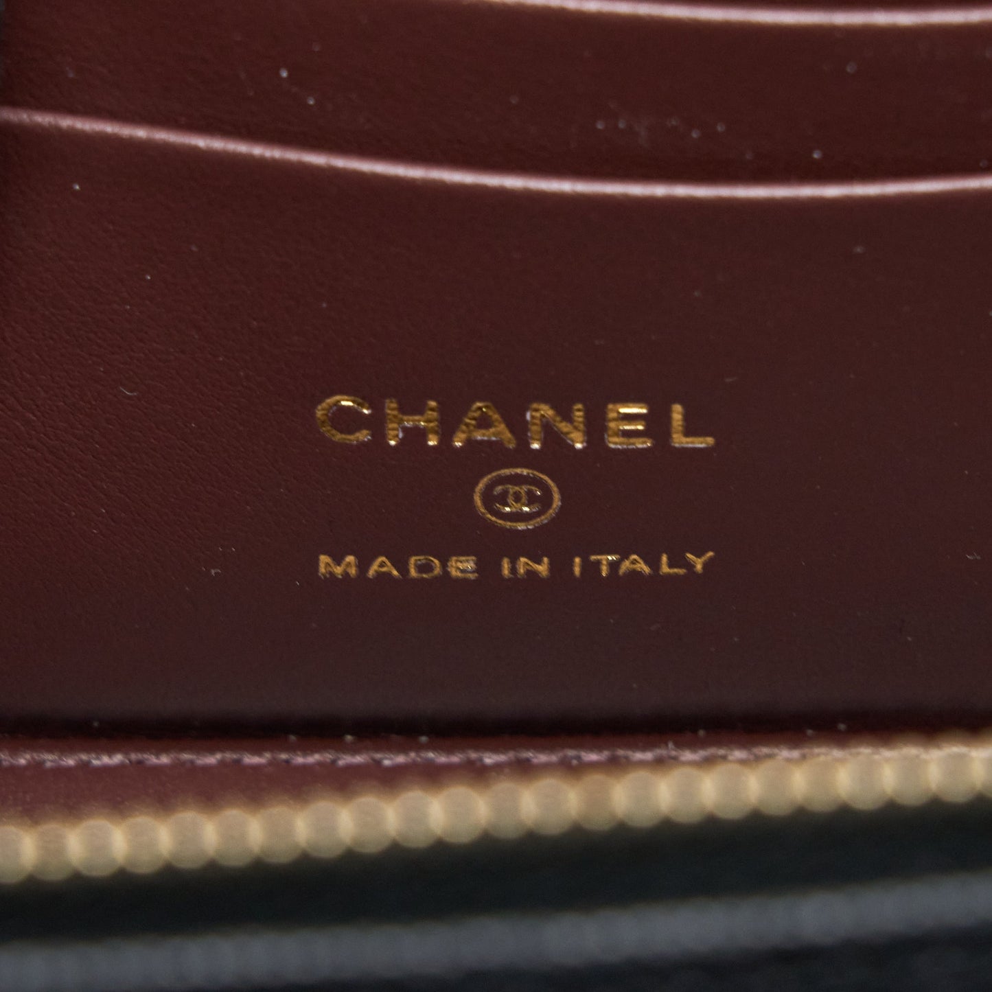 Chanel Long Vanity Case Caviar Black L (Microchip)