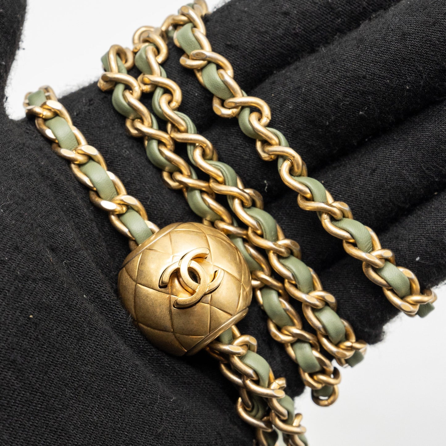Chanel pearl crush mini square flap bag lambskin green  (microchip)