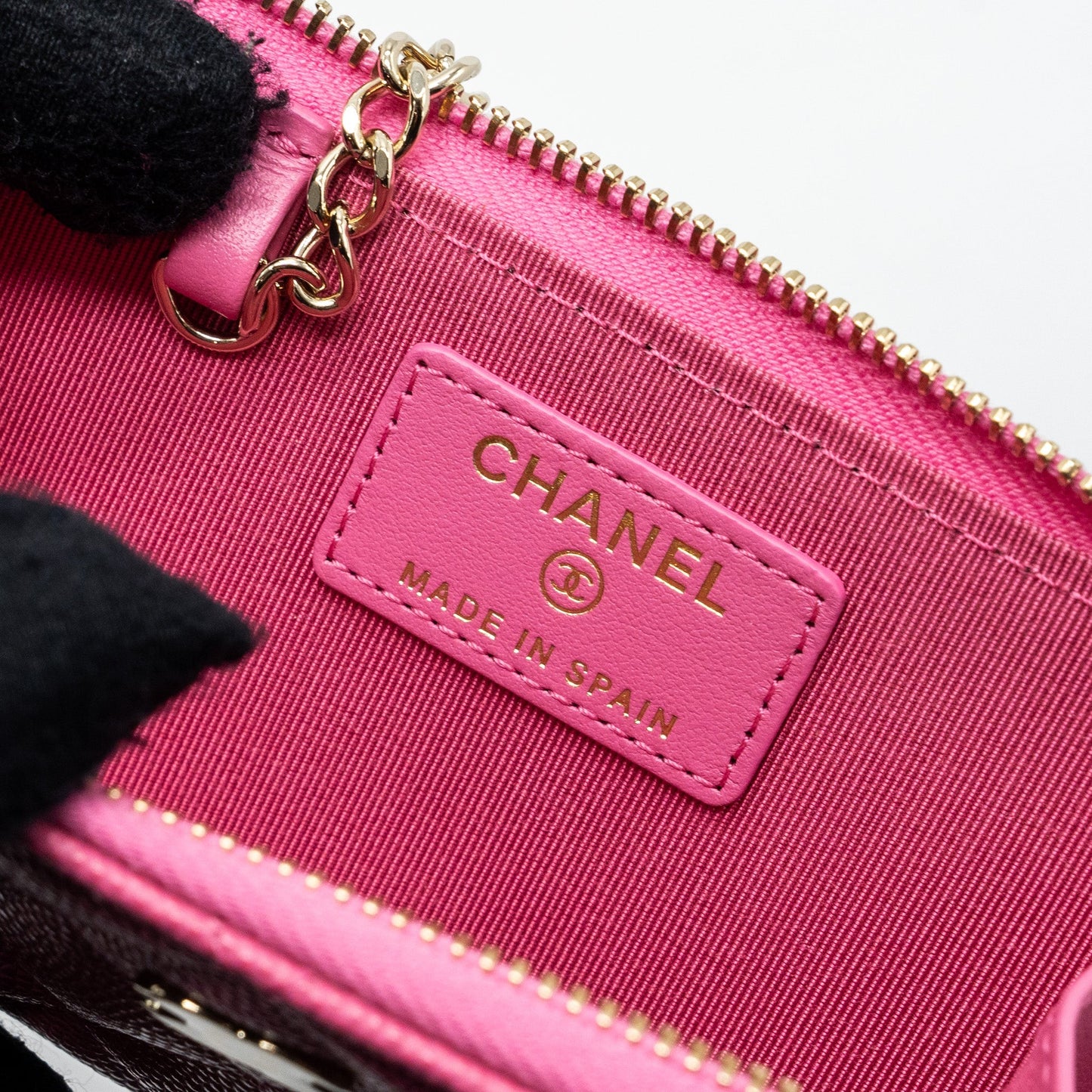 Chanel zippy key ring pouch caviar pink L