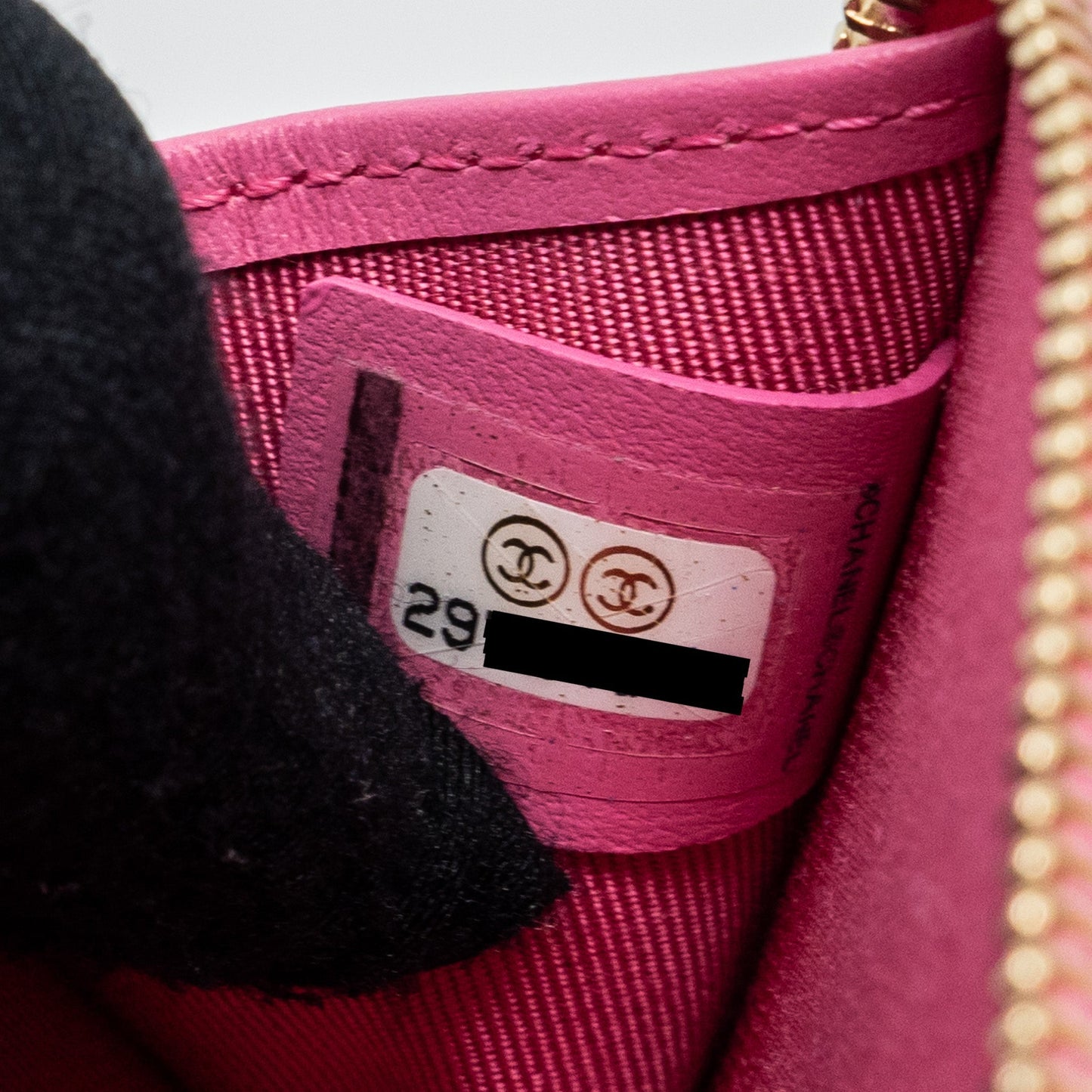 Chanel zippy key ring pouch caviar pink L