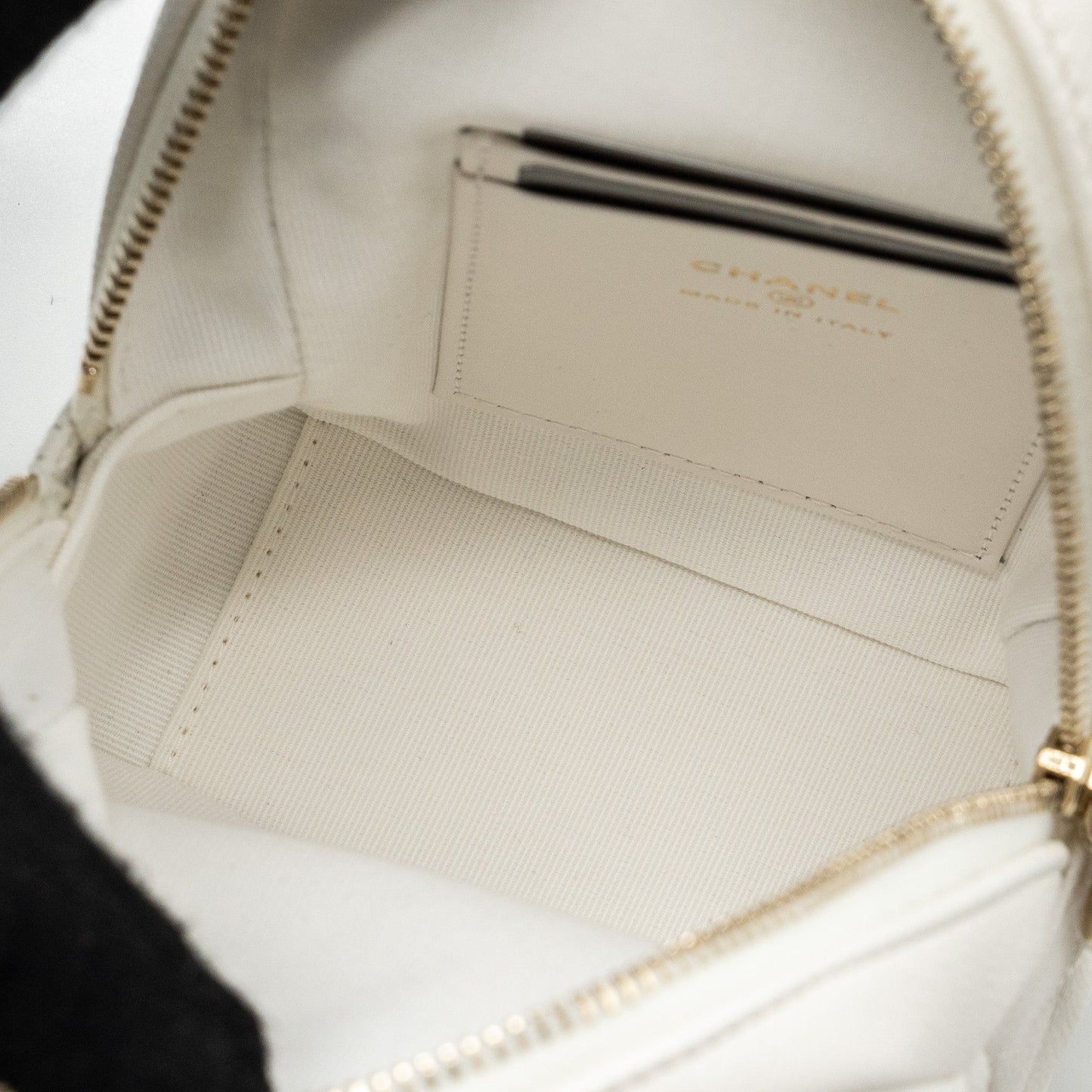 Chanel 24C Mini Backpack/Crossbody Bag Caviar White L (Microchip)