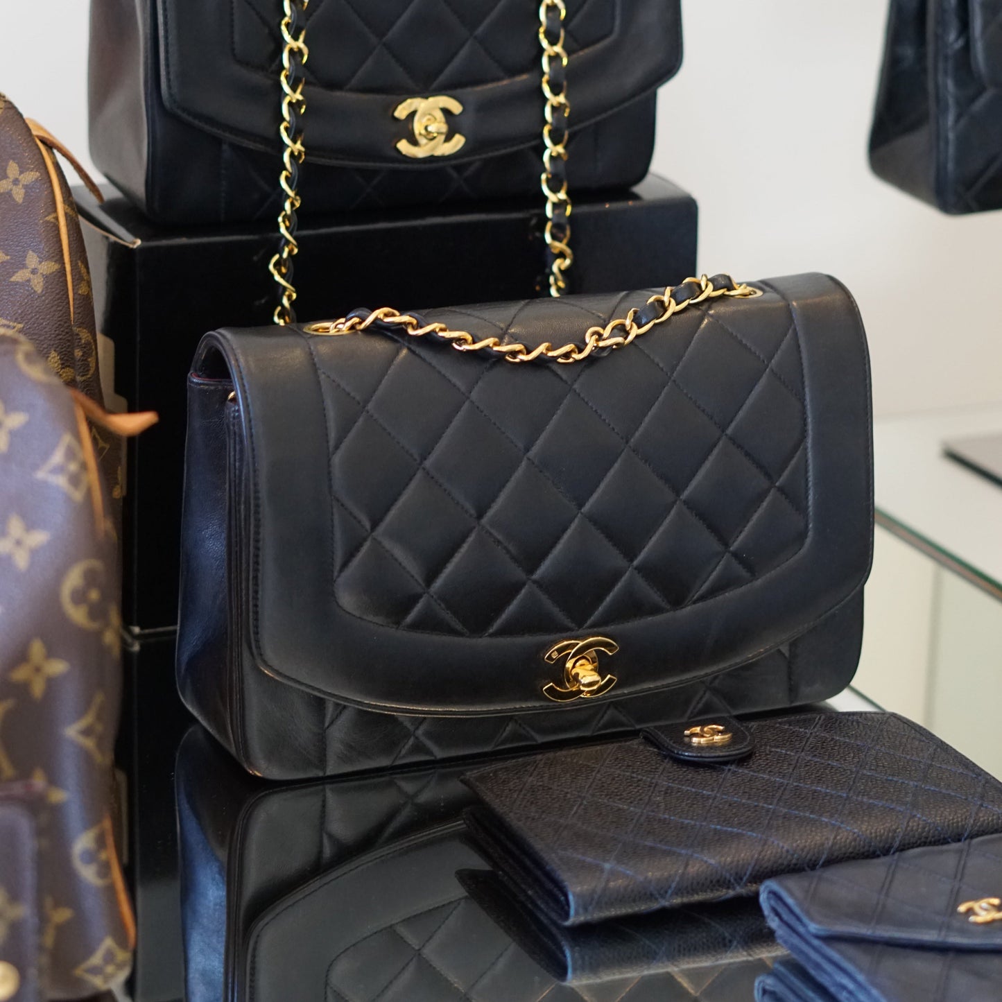 Chanel Diana Handbag Bag - Ewore Bags