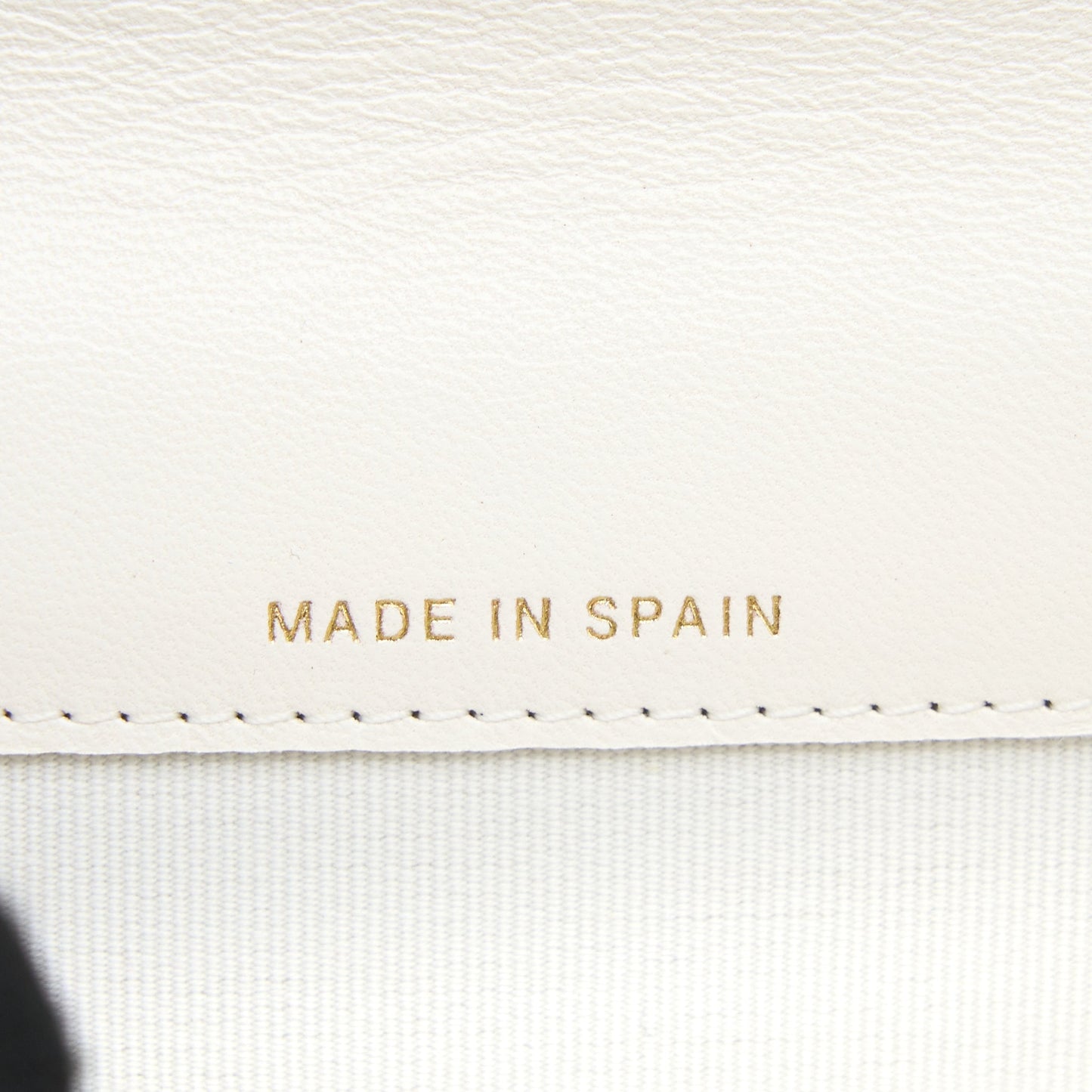 Chanel 19 Flap Card Holder Lambskin White Brushed  (Microchip)