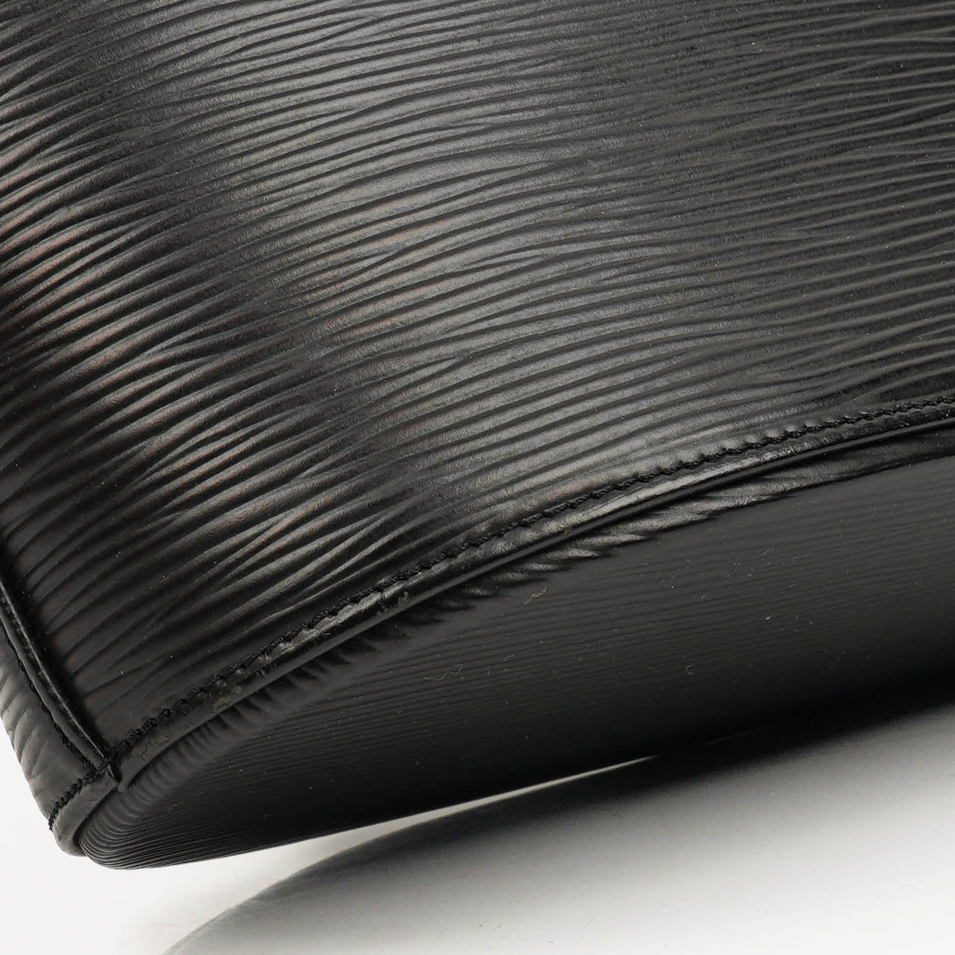 Louis Vuitton Verseau Black Epi Leather Bag
