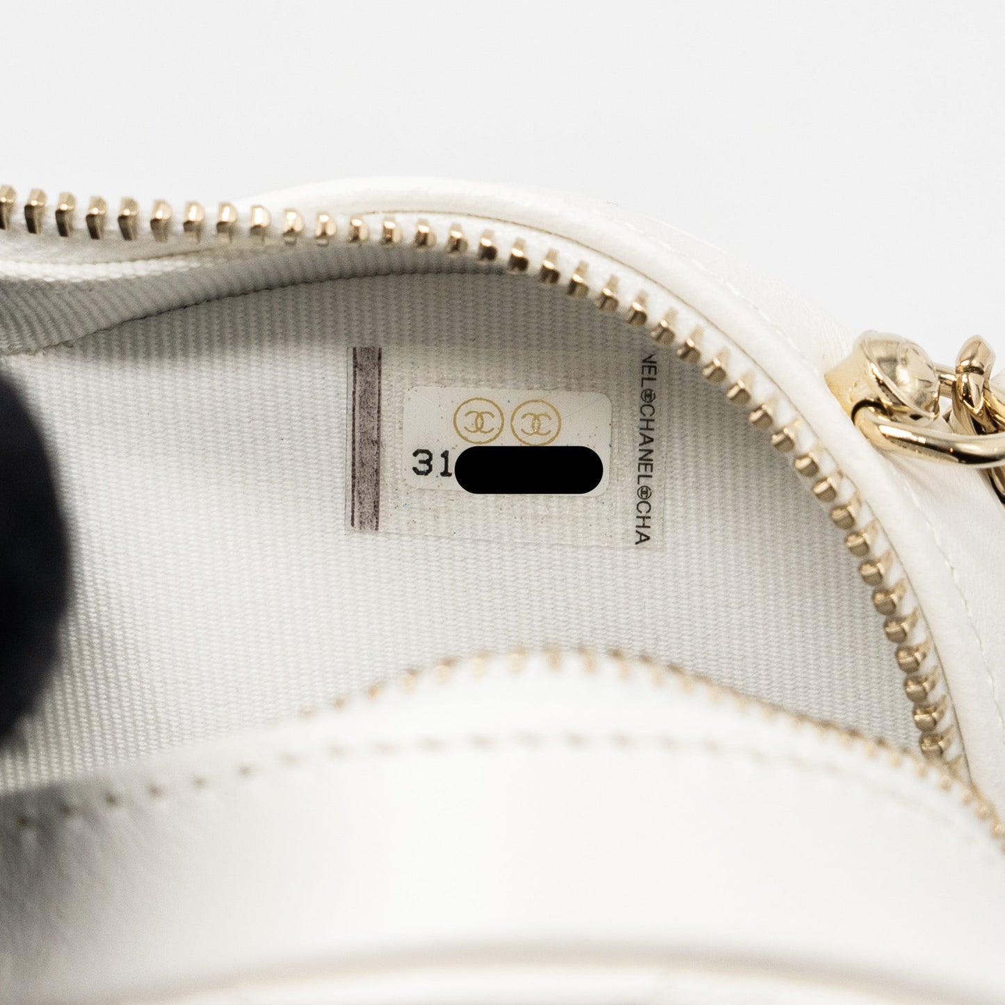 Chanel 22S Small Heart Bag Lambskin White L