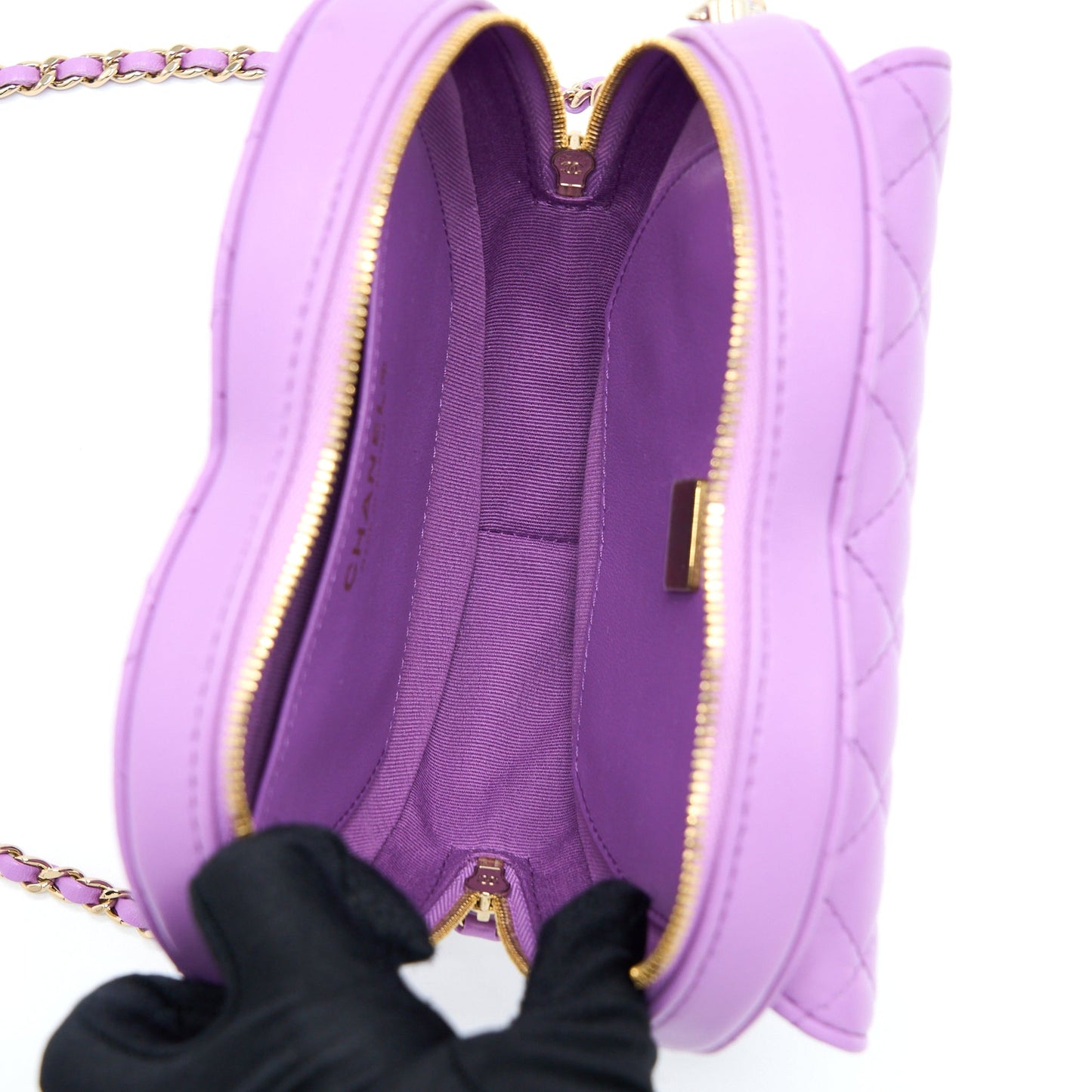 Chanel 22s Heart Bag Lambskin Purple L (Microchip)