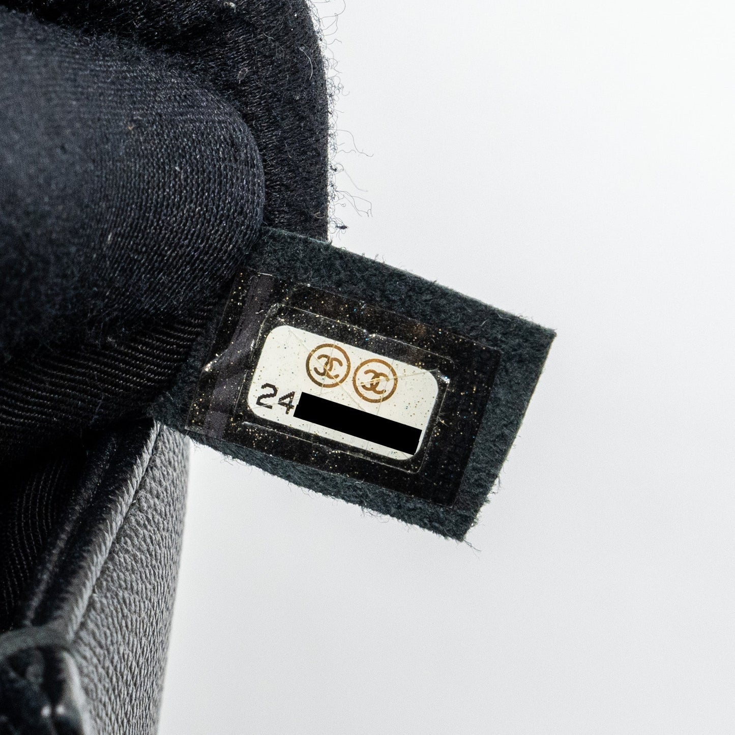 Chanel medium boy bag caviar so black black hardware