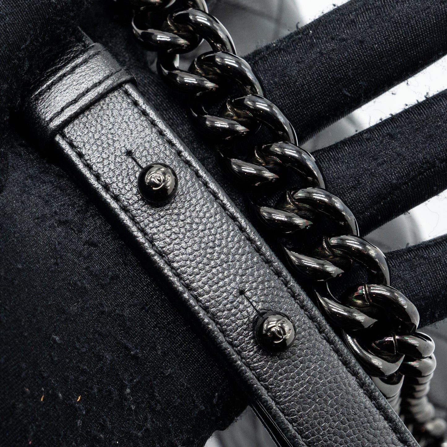 Chanel medium boy bag caviar so black black hardware