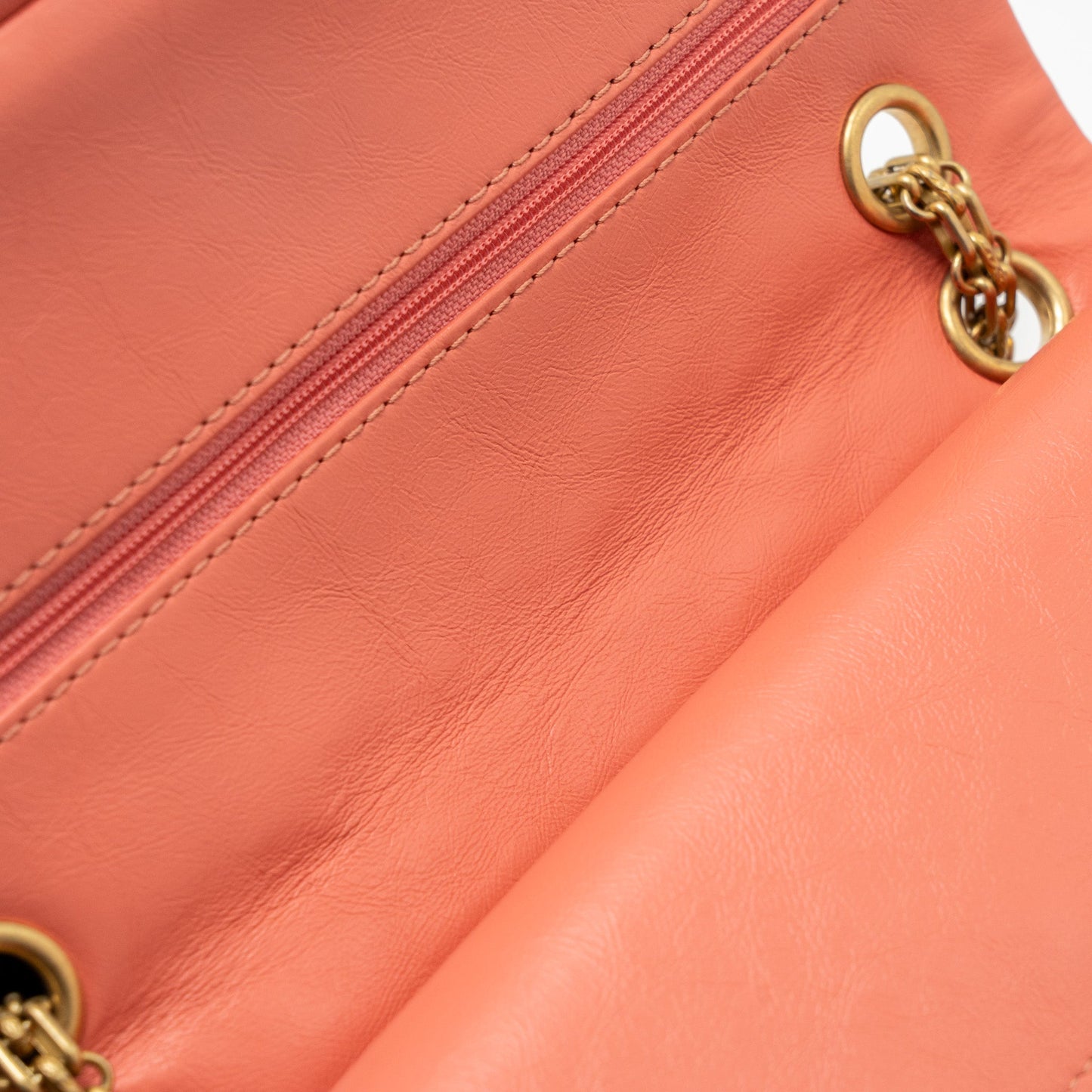 Chanel SMALL 2.55 REISSUE FLAP BAG aged calfskin LIGHT PINK