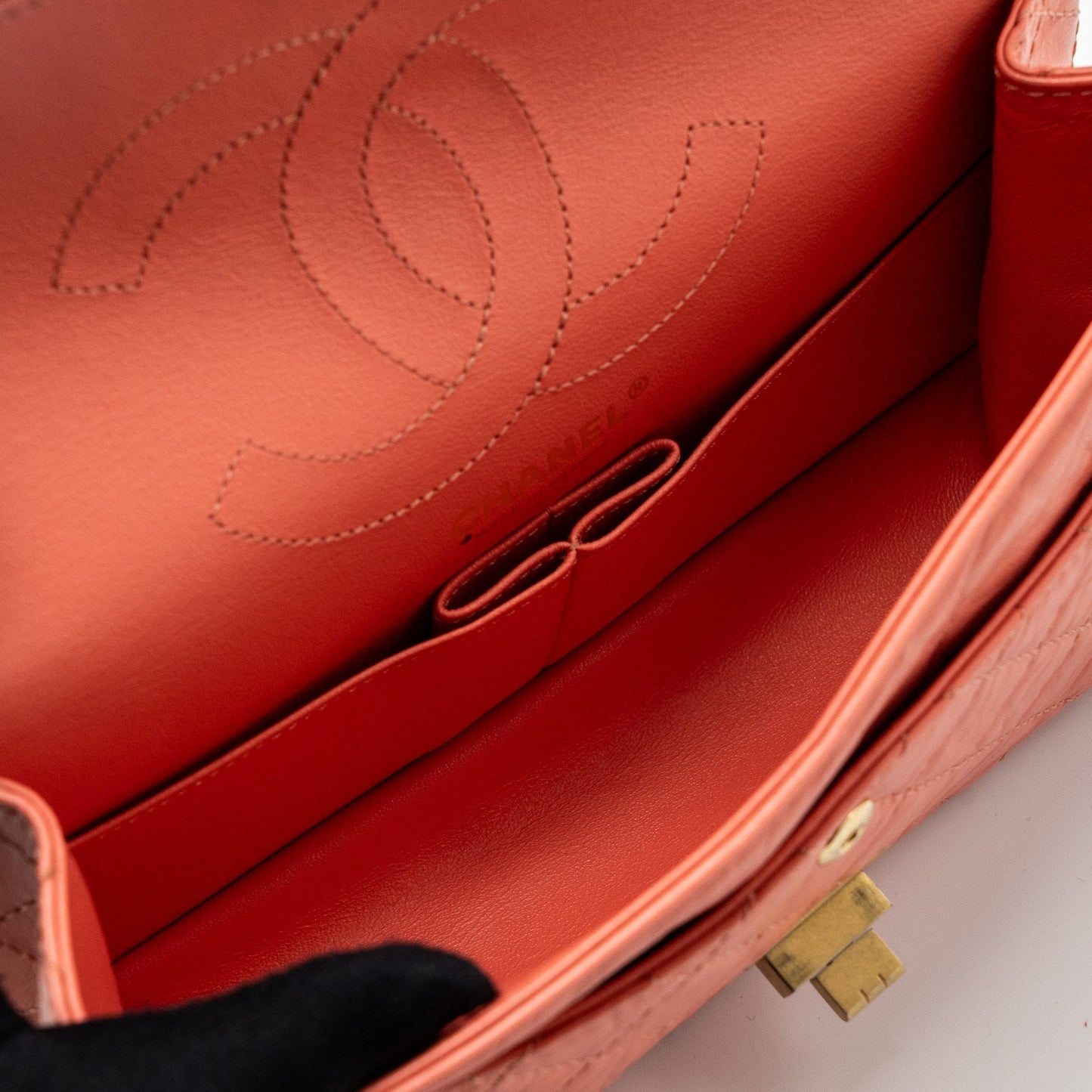 Chanel SMALL 2.55 REISSUE FLAP BAG aged calfskin LIGHT PINK