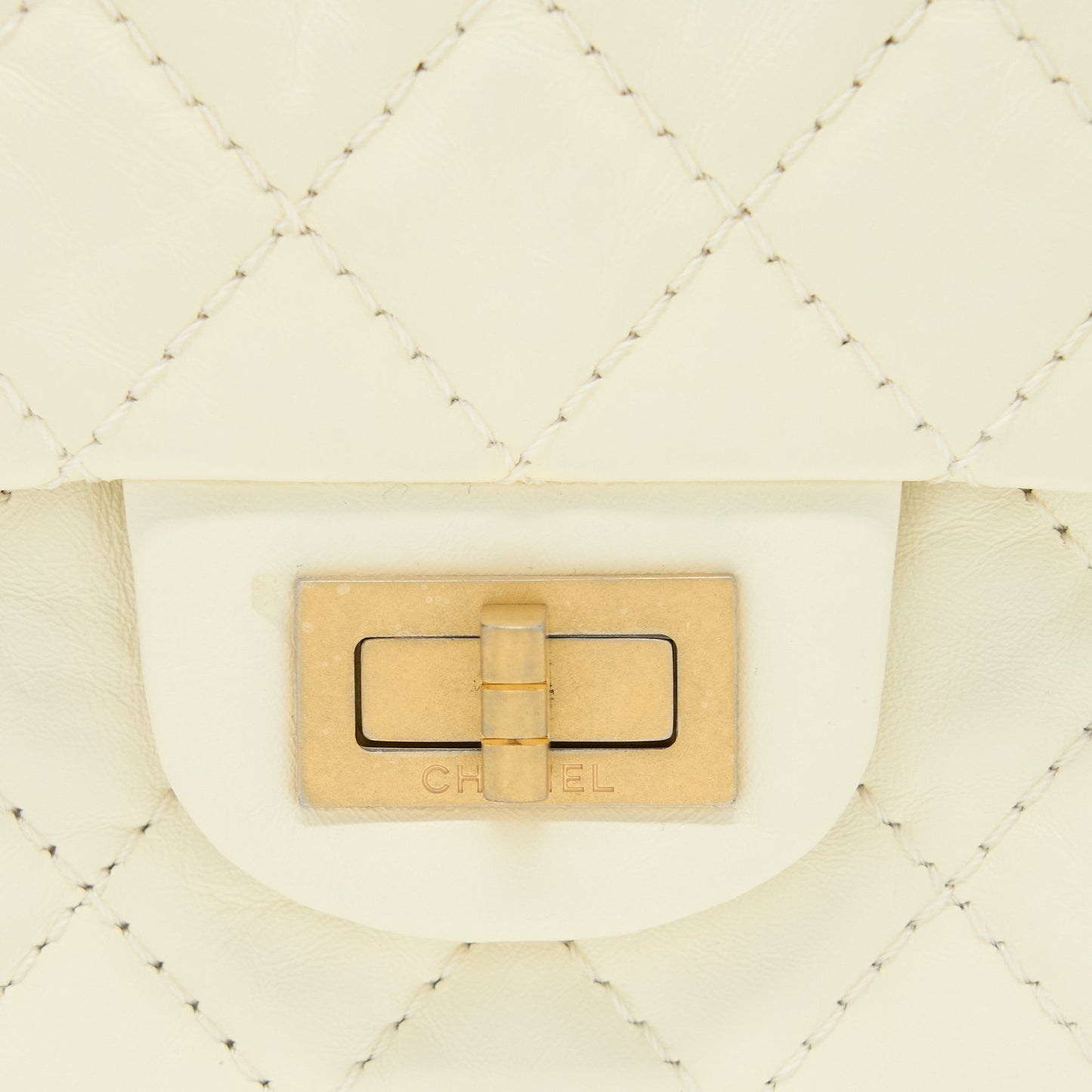 Chanel 20A Mini 2.55 Reissue Flap Bag Aged Calfskin Creamy White Brushed