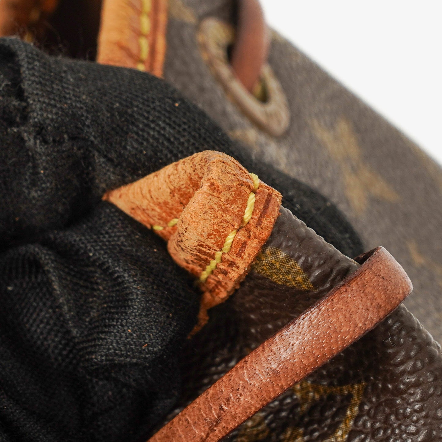 Louis Vuitton Noe Grande GM Monogram Canvas Shoulder Bag