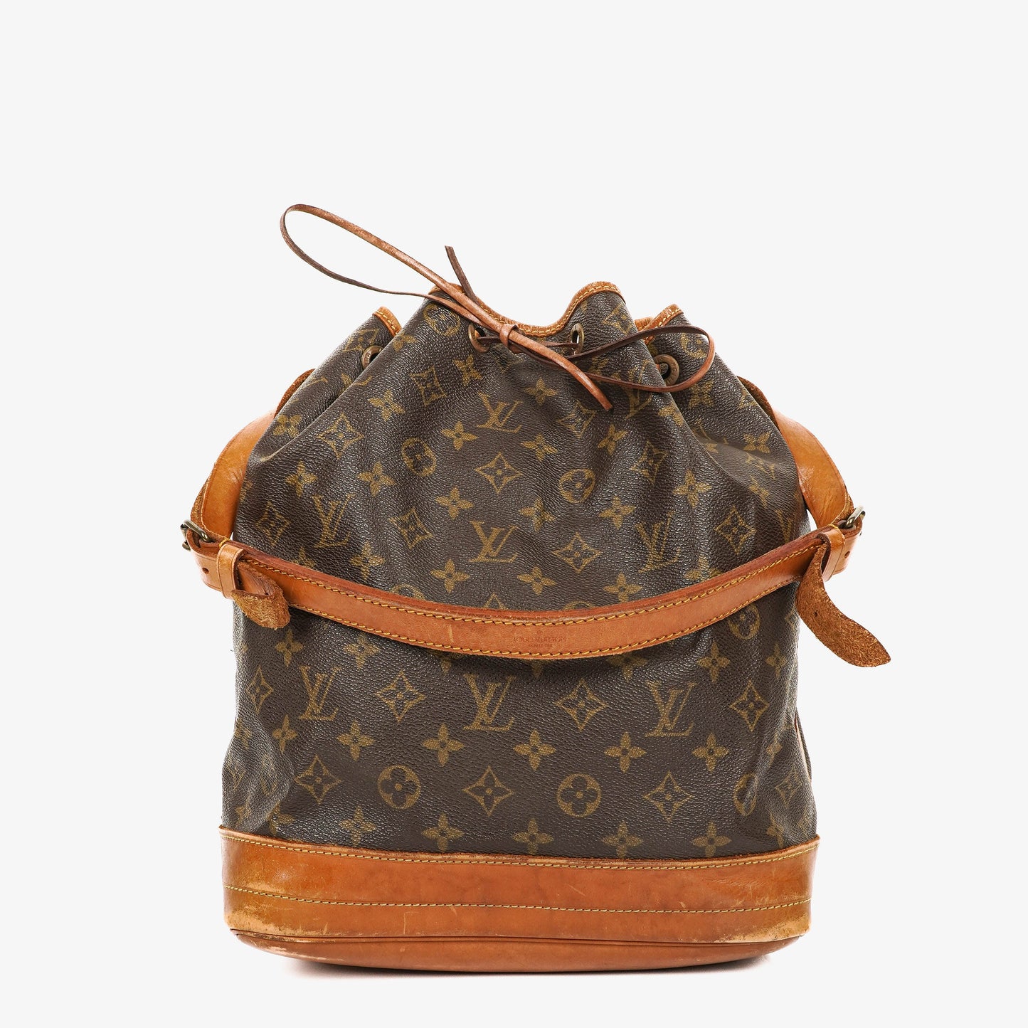 Louis Vuitton Noe Grande GM Monogram Canvas Shoulder Bag
