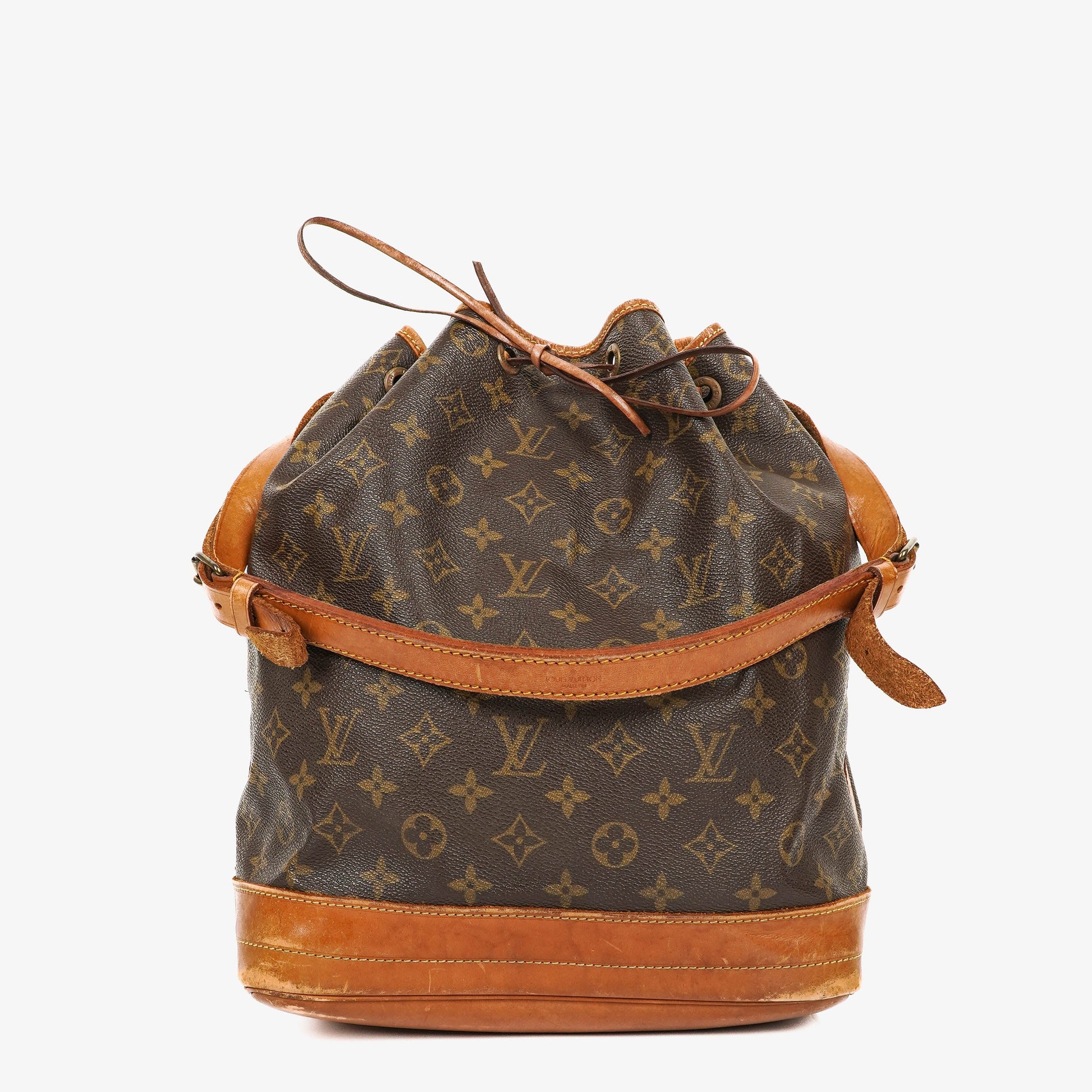 Louis Vuitton Noe Grande GM Monogram Canvas Shoulder Bag