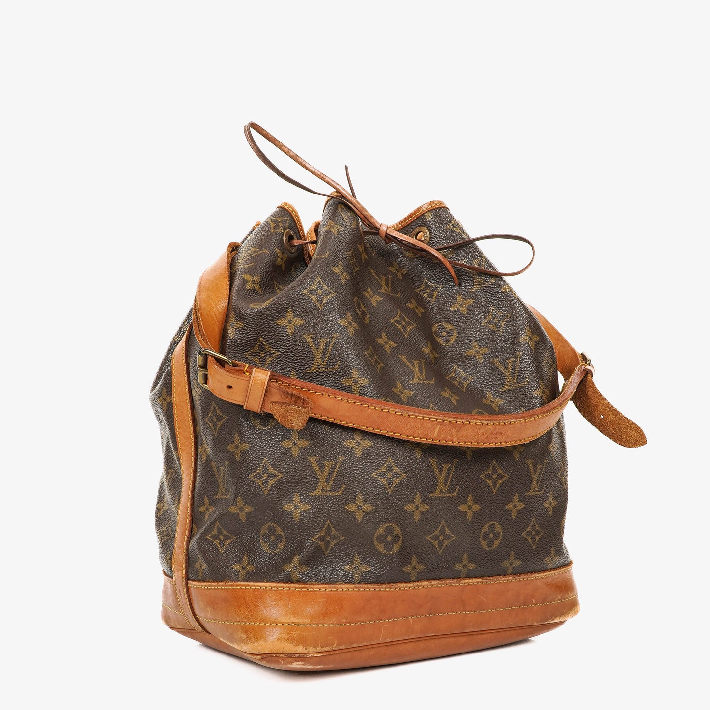 Louis Vuitton Noe Grande GM Monogram Canvas Shoulder Bag
