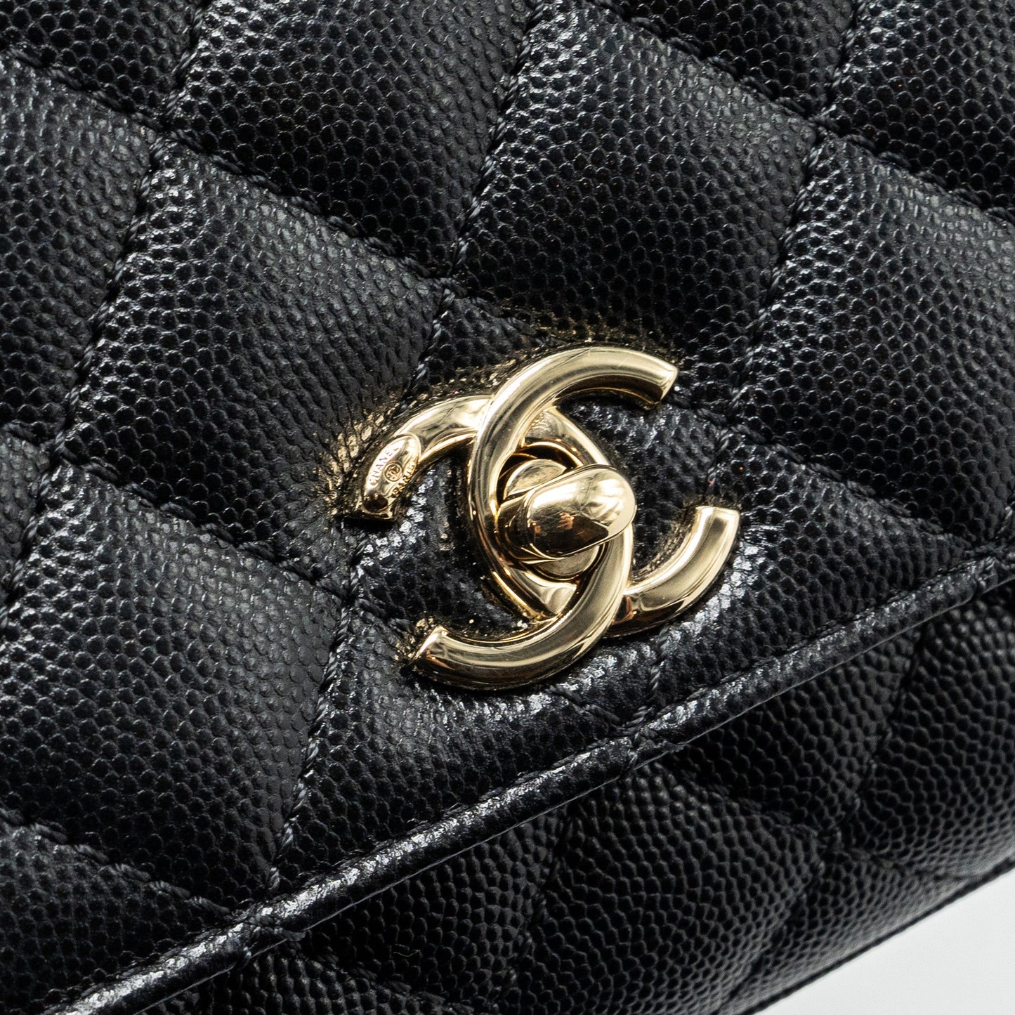 Chanel Mini Coco Handle with Lizard Embossed Handle Caviar Black L (microchip)