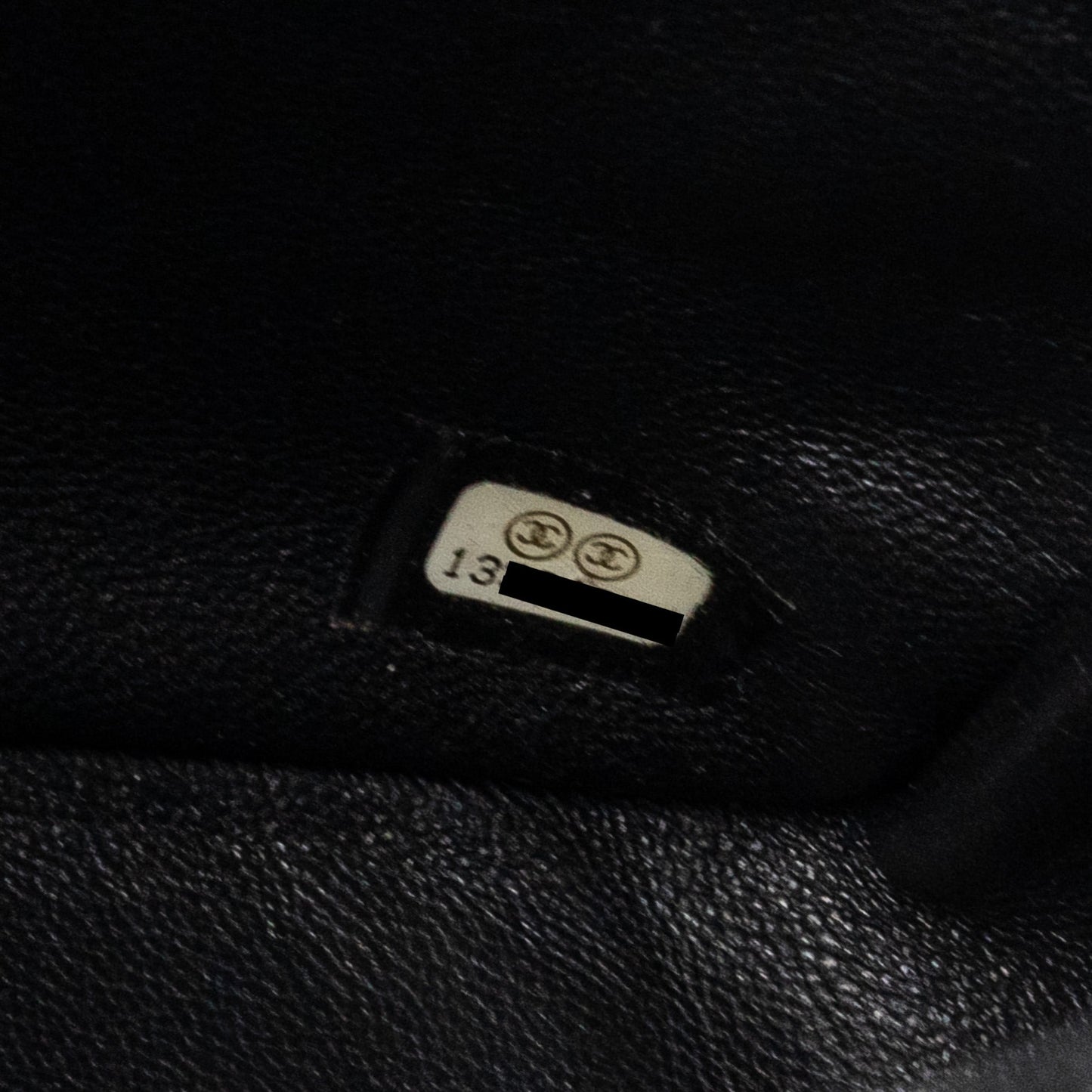 Chanel classic jumbo single flap bag caviar black