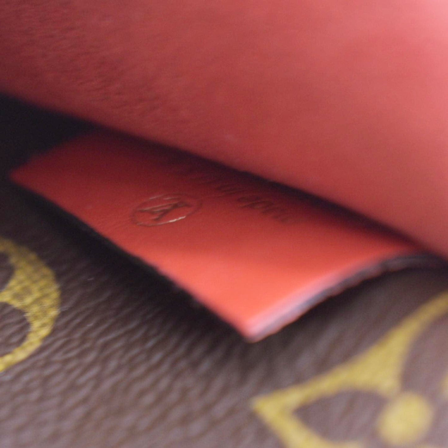 LOUIS VUITTON Neonoe Monogram Canvas Shoulder Bag Poppy