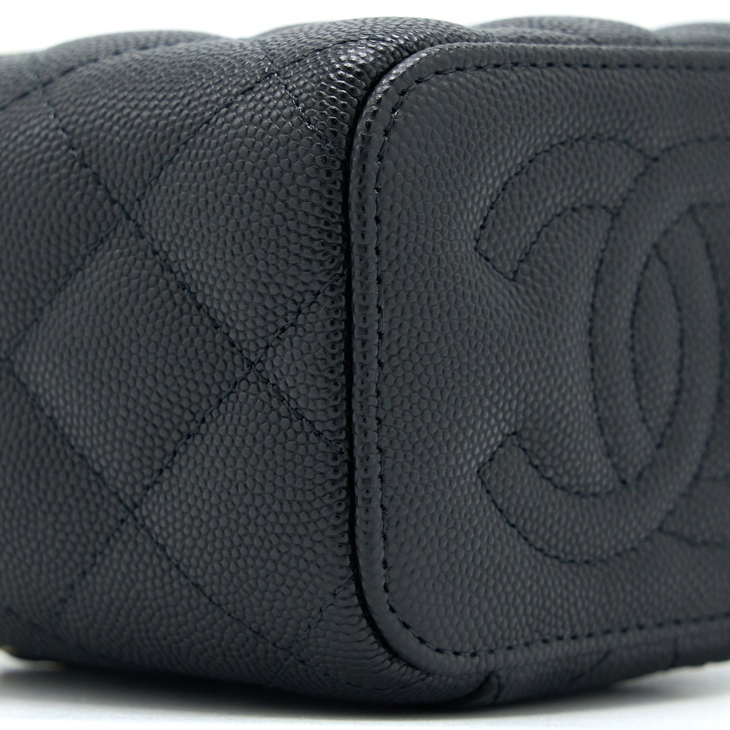 Chanel Mini Vanity with Chain Caviar Black L