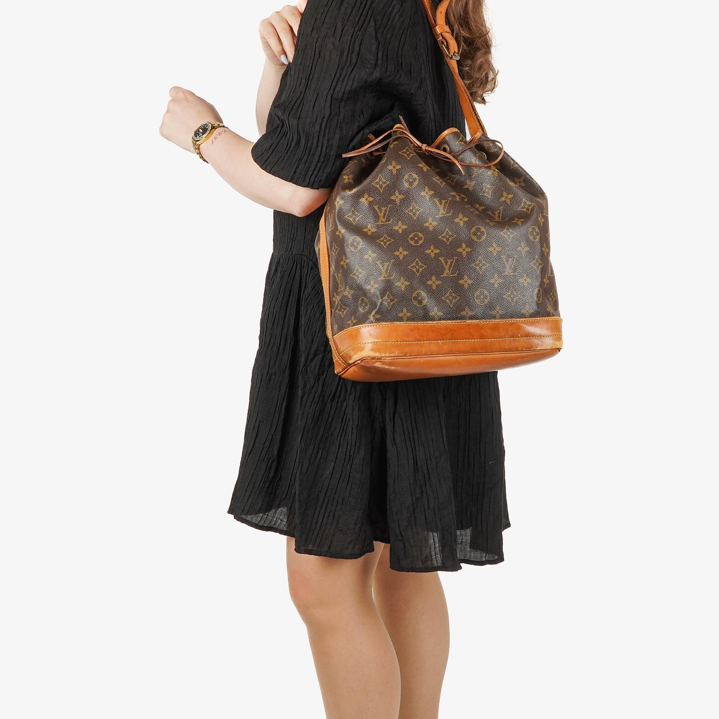 Louis Vuitton Noe Grande GM Monogram Canvas Shoulder Bag