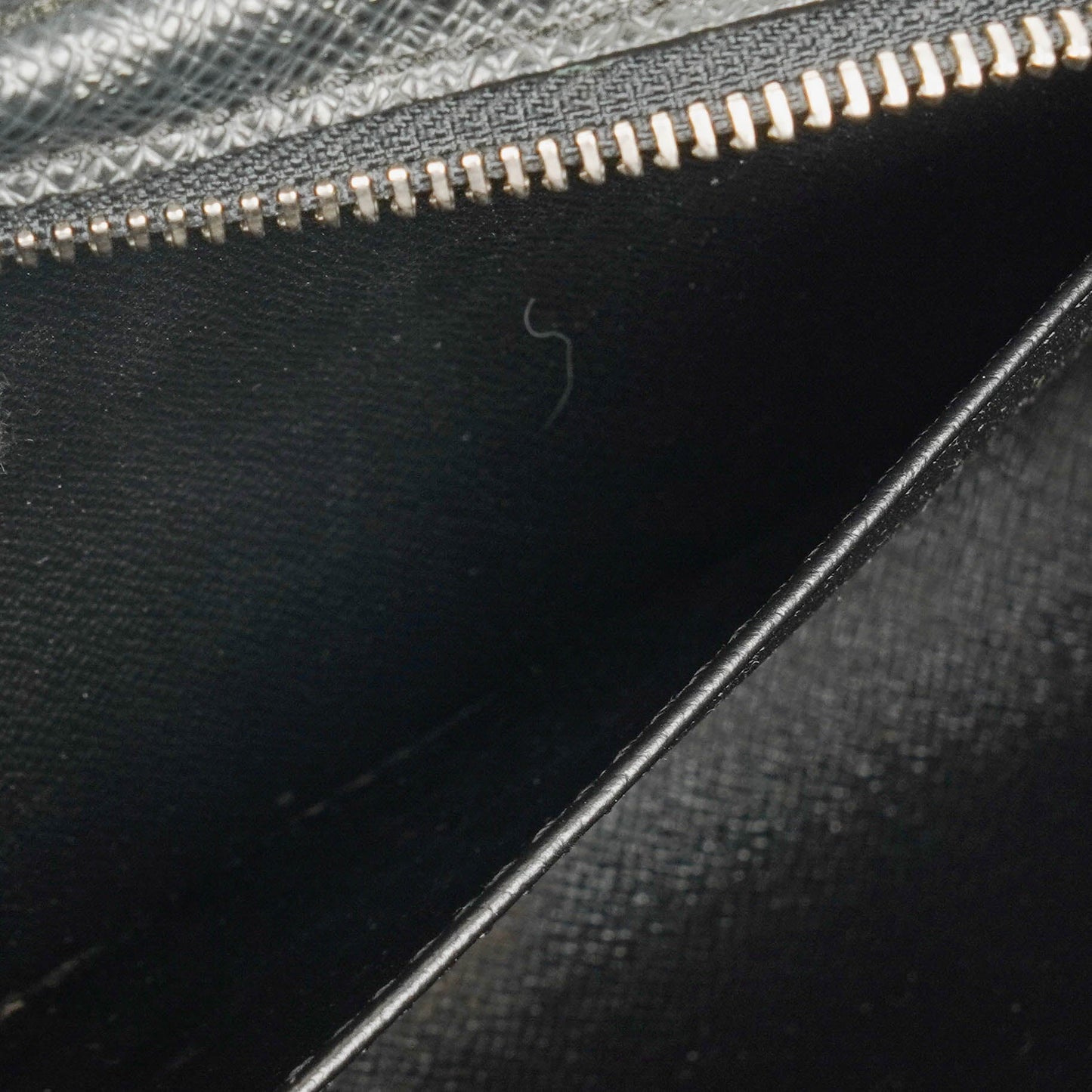 Louis Vuitton Taiga Baikal Grey Clutch Bag