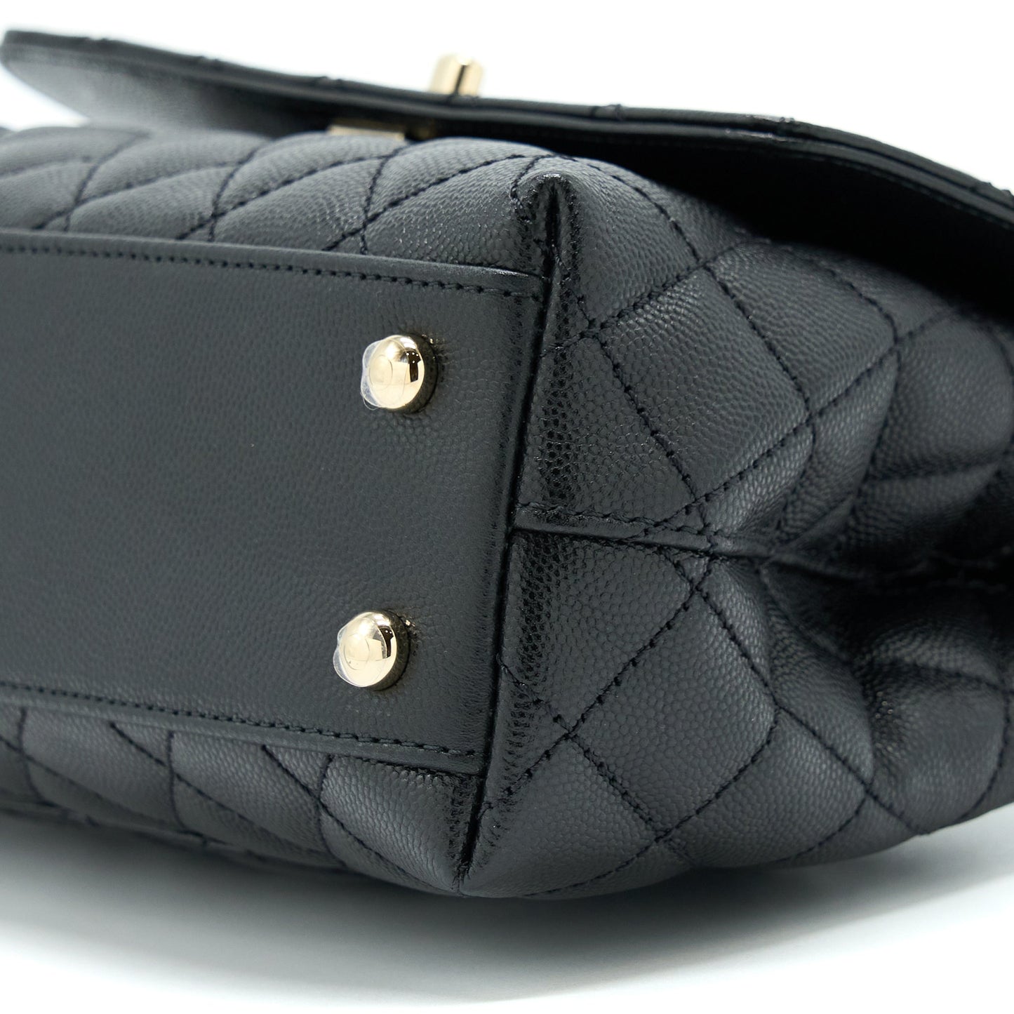 Chanel Small Coco Handle Caviar Black L .