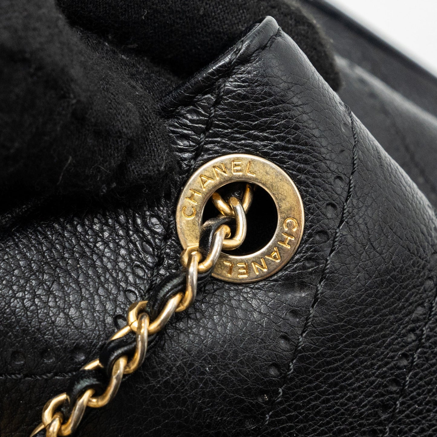Chanel chevron bucket bag grained calfskin Black