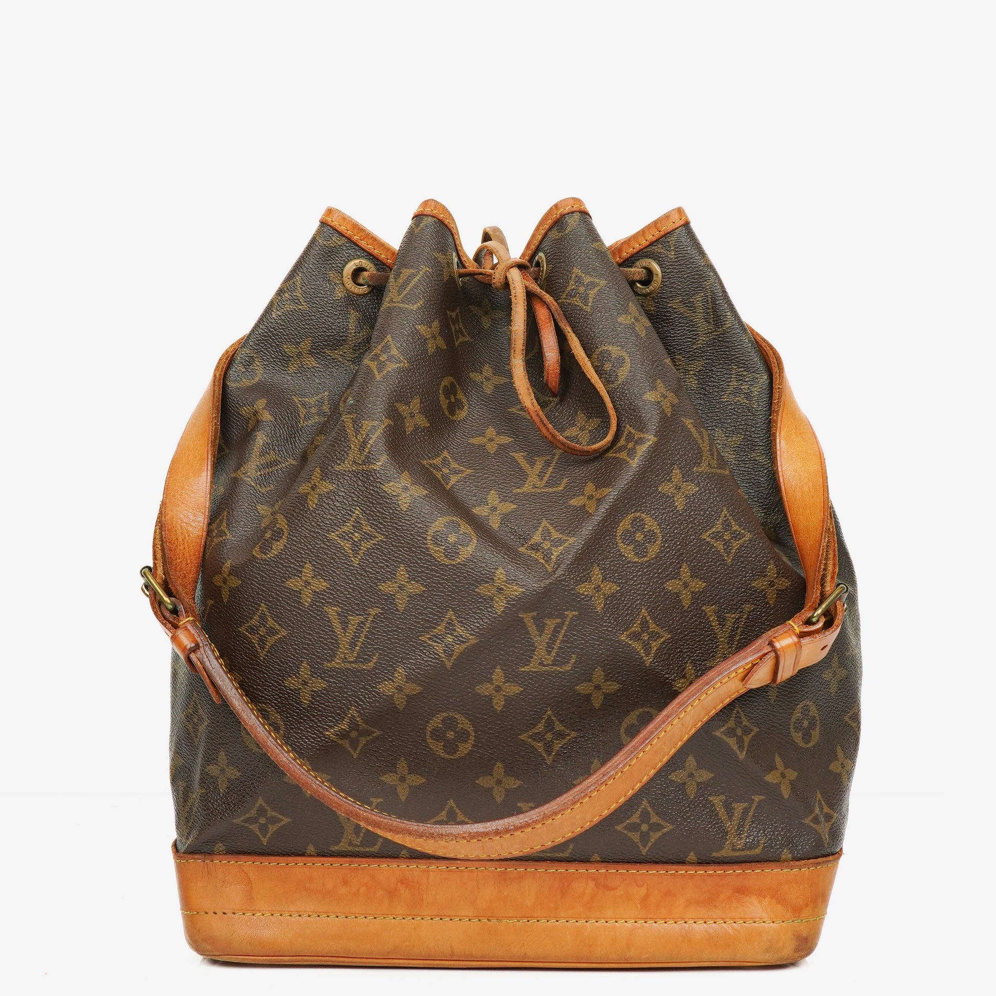 Louis Vuitton Noe GM Monogram Canvas Shoulder Bag