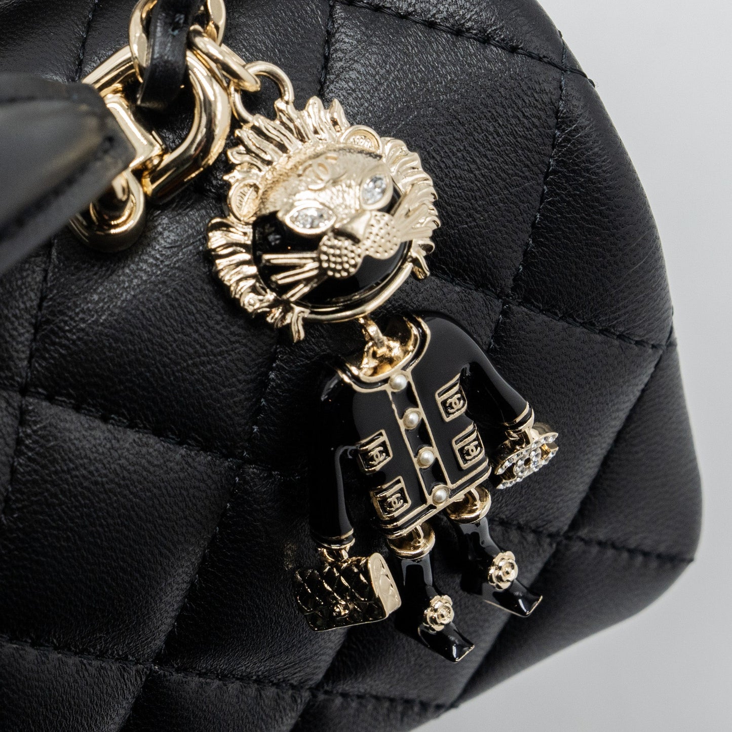 Chanel 22P Lion Charm Top Handle Mini Rectangular Flap Bag Lambskin Black L (microchip)