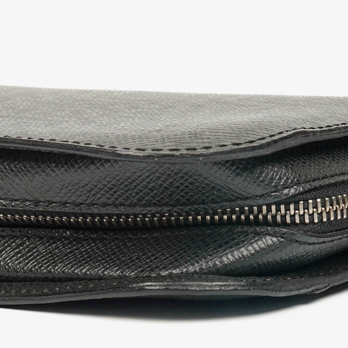 Louis Vuitton Taiga Baikal Grey Clutch Bag