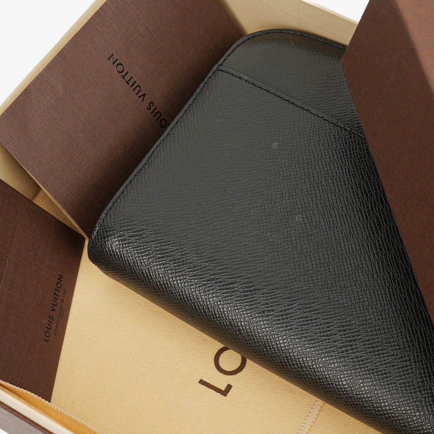 Louis Vuitton Taiga Baikal Grey Clutch Bag