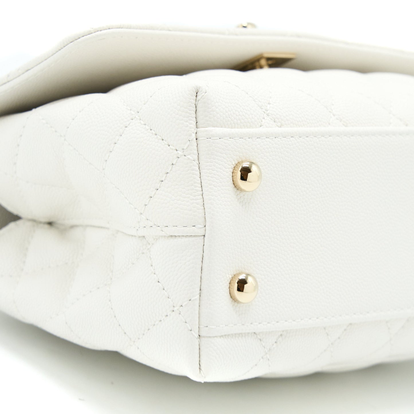 Chanel Small Coco Handle Caviar White L (Microchip)