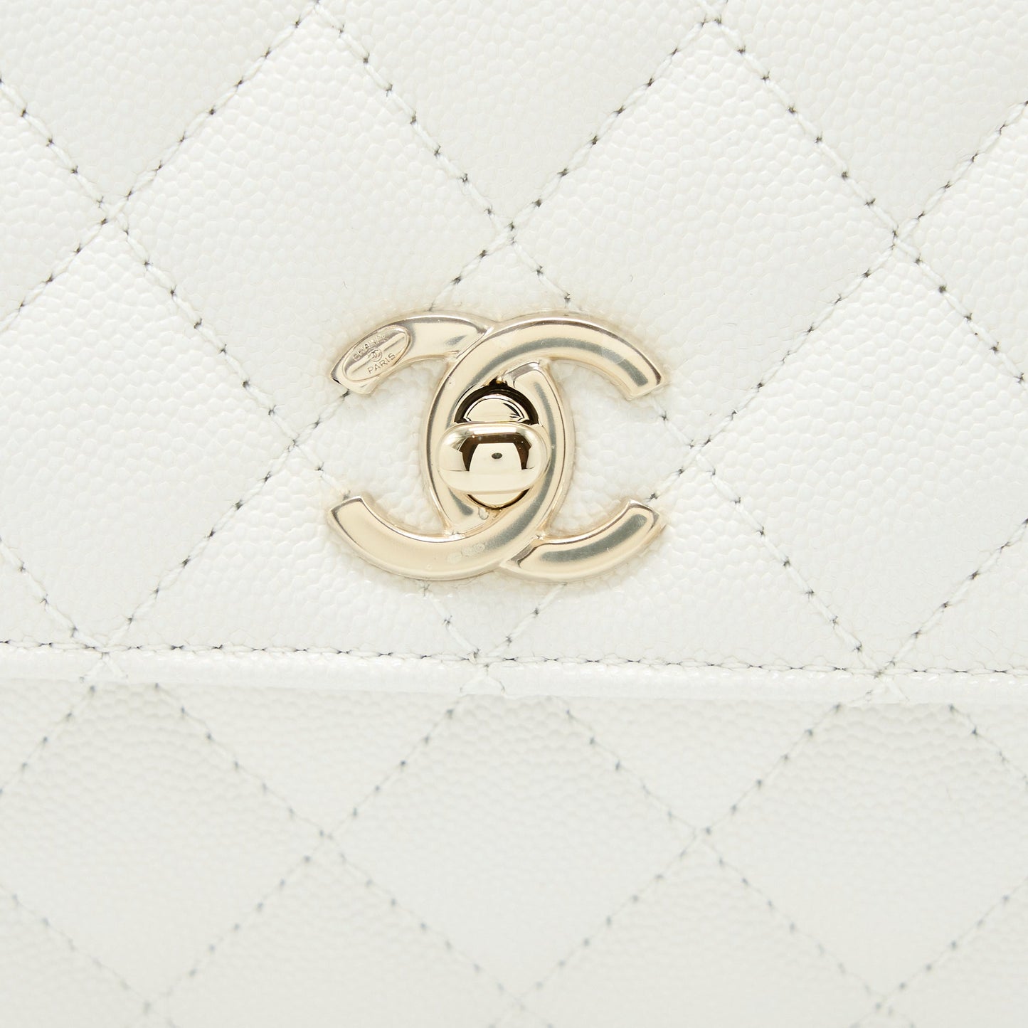 Chanel Small Coco Handle Caviar White L (Microchip)