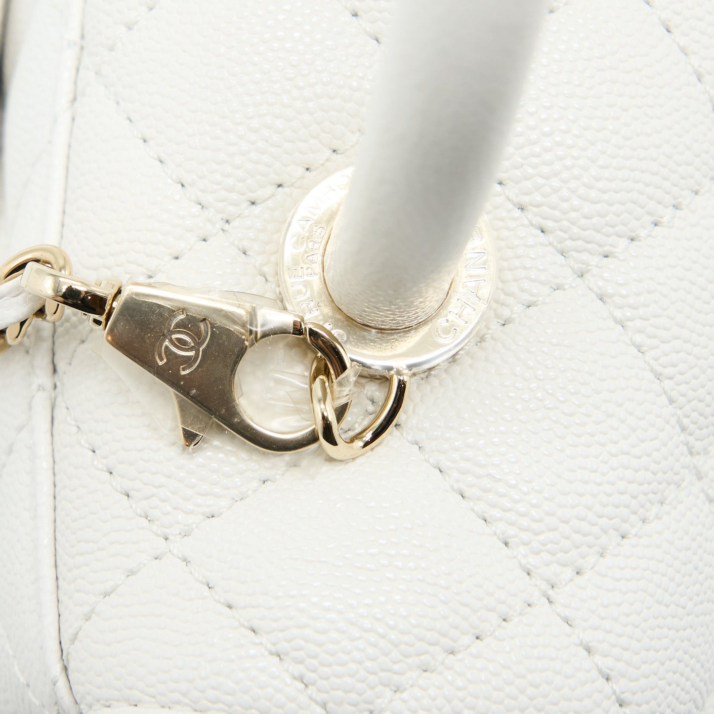 Chanel Small Coco Handle Caviar White L (Microchip)