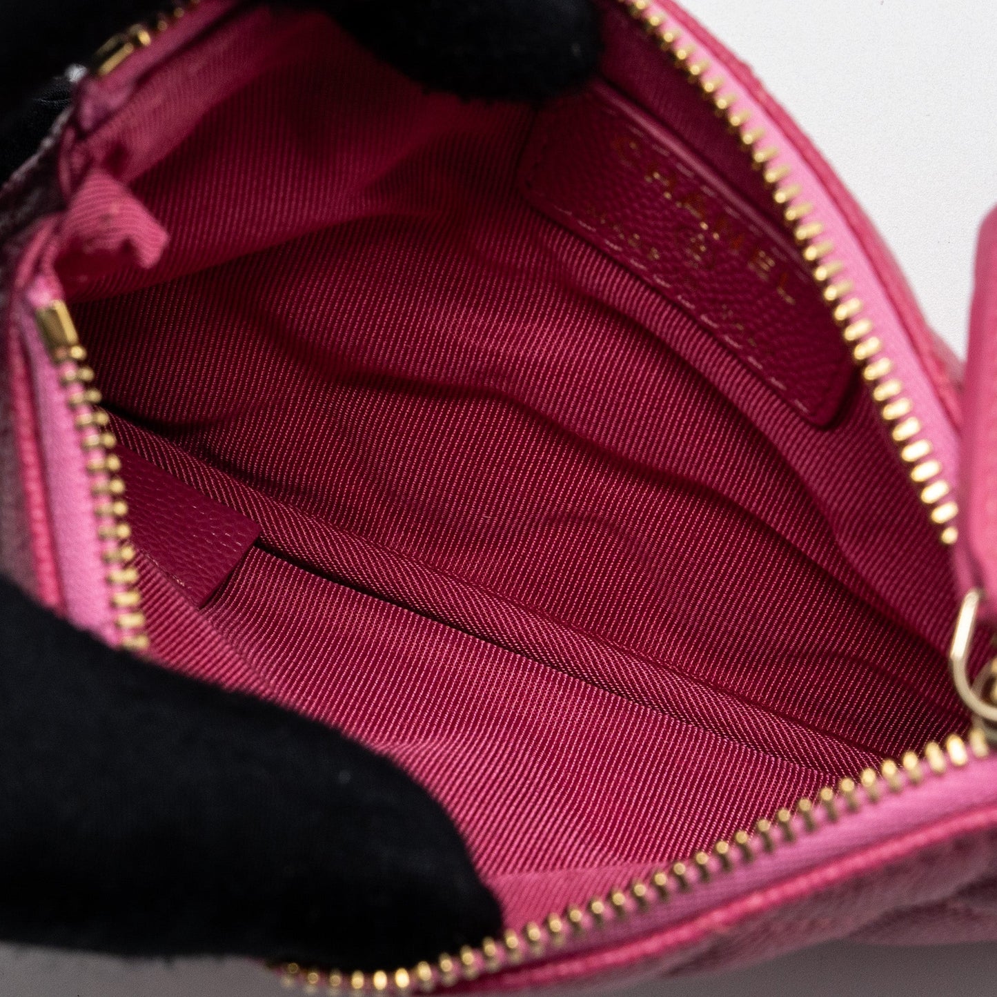 Chanel zippy pouch caviar pink L