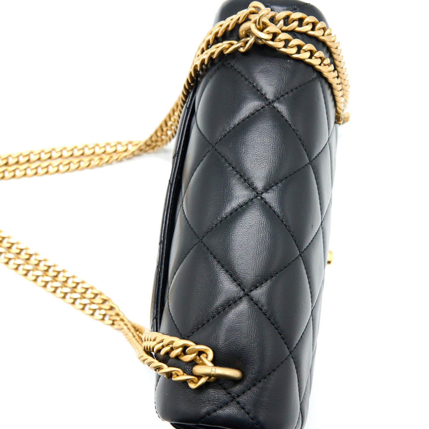 Chanel 22P Enemal Flap Bag Lambskin Black  (Microchip)