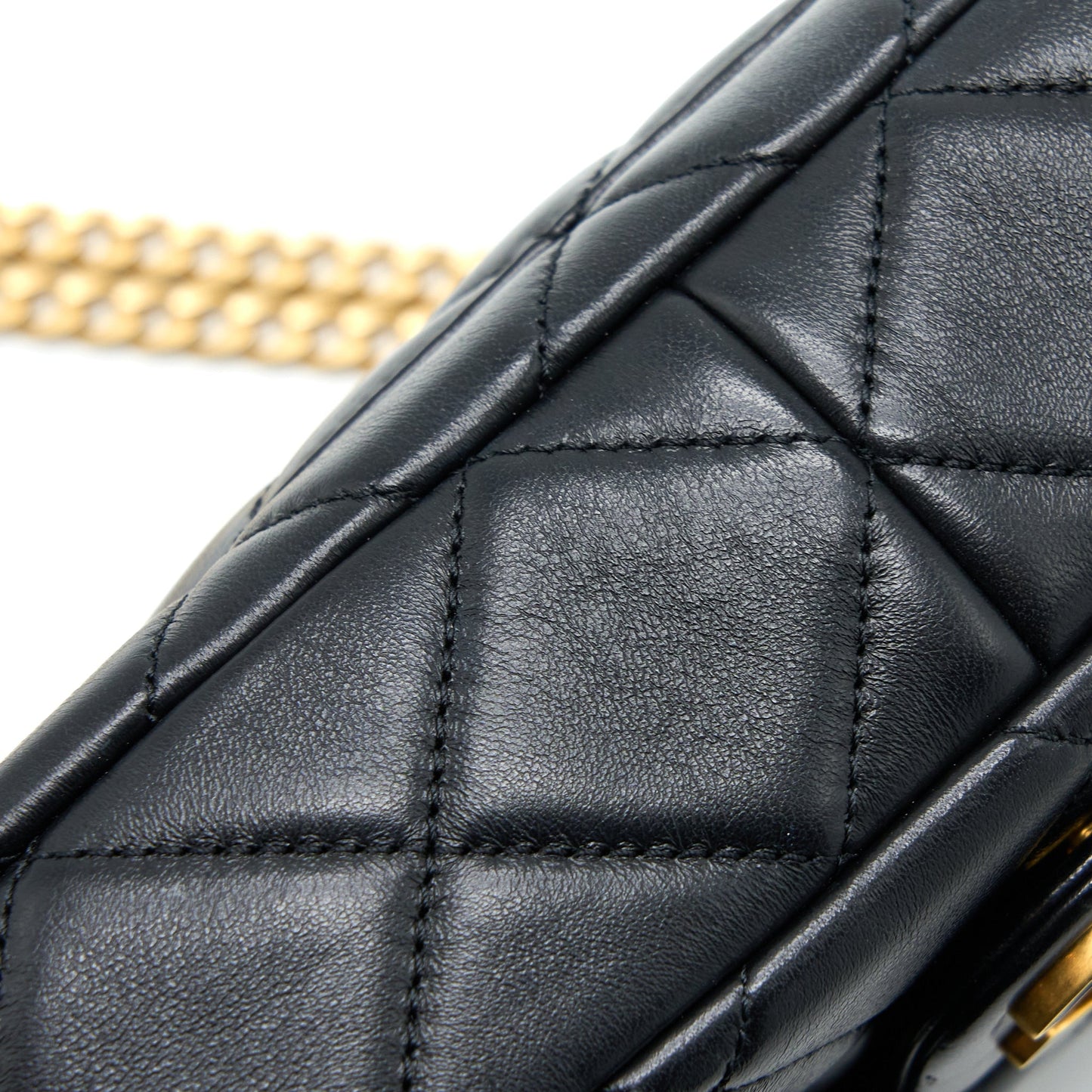 Chanel 22P Enemal Flap Bag Lambskin Black  (Microchip)