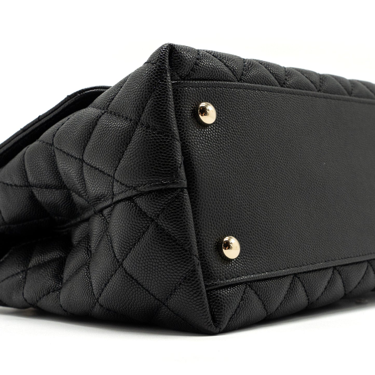 Chanel Medium Coco Handle Lizard Embossed Handle Caviar Black L (Microchip)