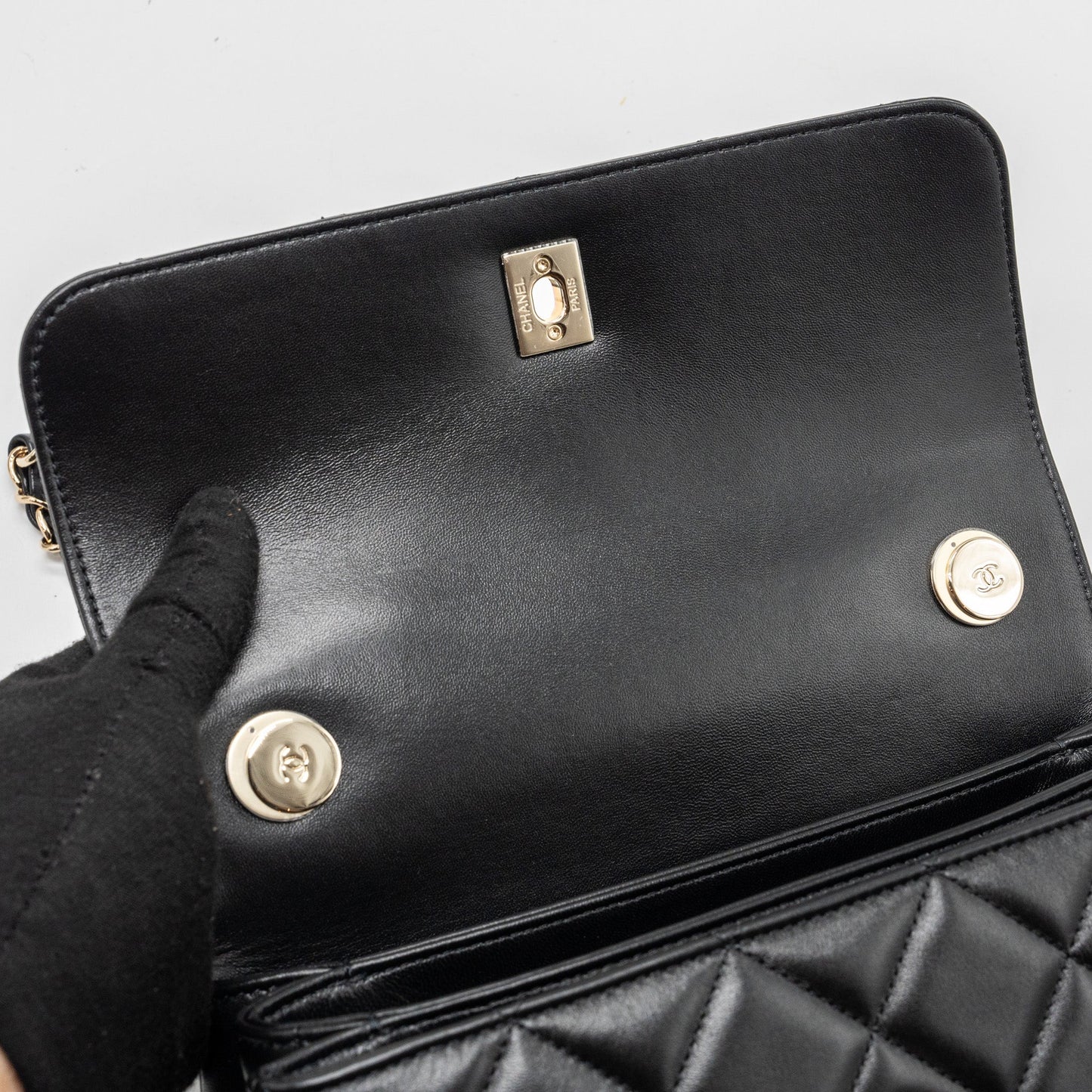 Chanel trendy CC flap bag with top handle lambskin black L (microchip)