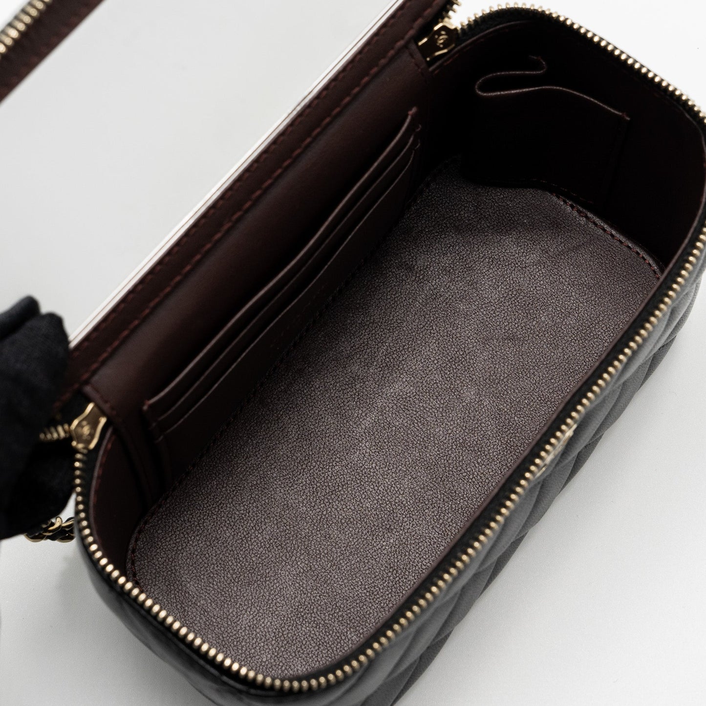 Chanel Long Vanity With Chain Lambskin Black L (Microchip)